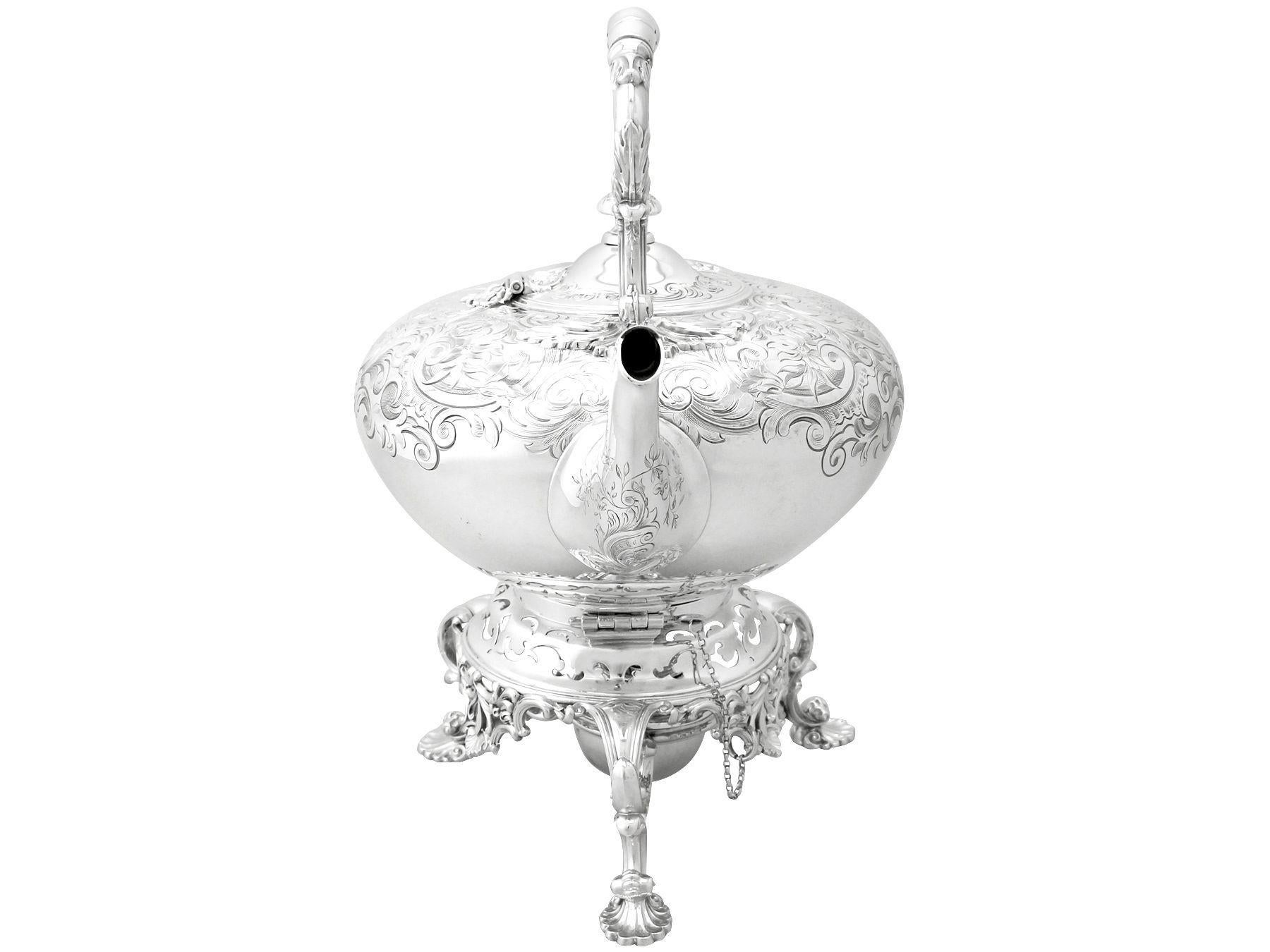 Victorien Bouilloire en argent sterling antique victorienne avec pendentif « Spirit » en vente