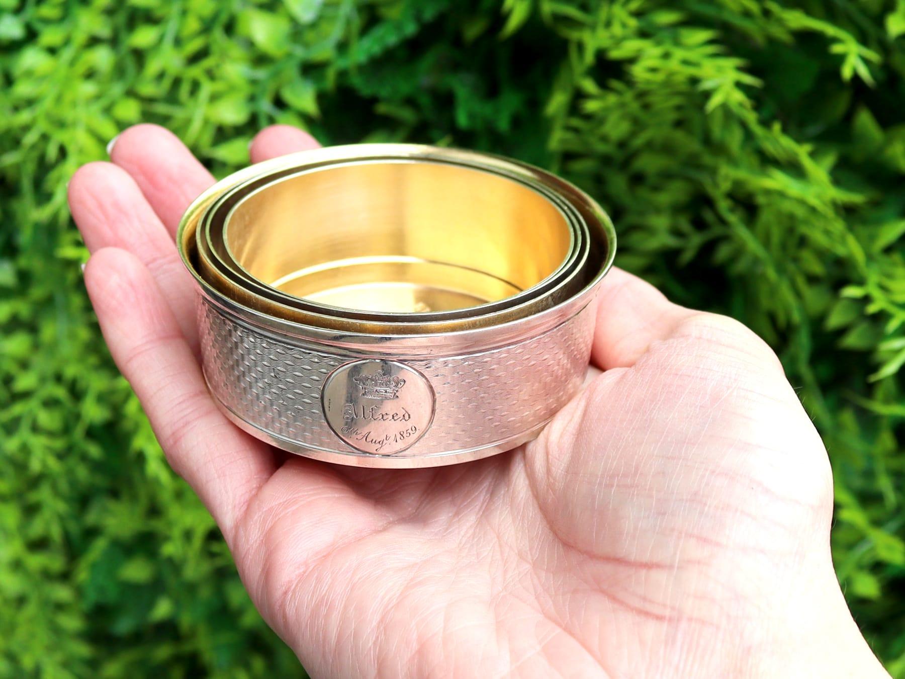 English Victorian Sterling Silver Travelling Collapsible Beaker For Sale