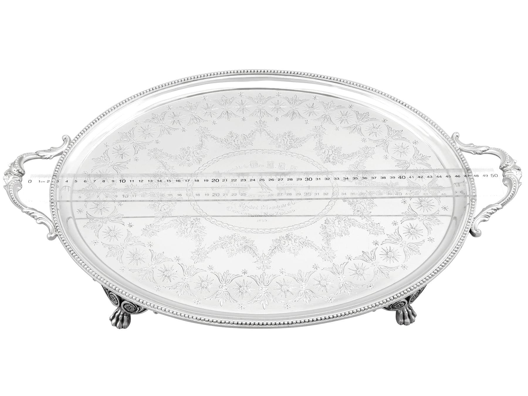 Antikes viktorianisches Tablett aus Sterlingsilber (1870) im Angebot 6