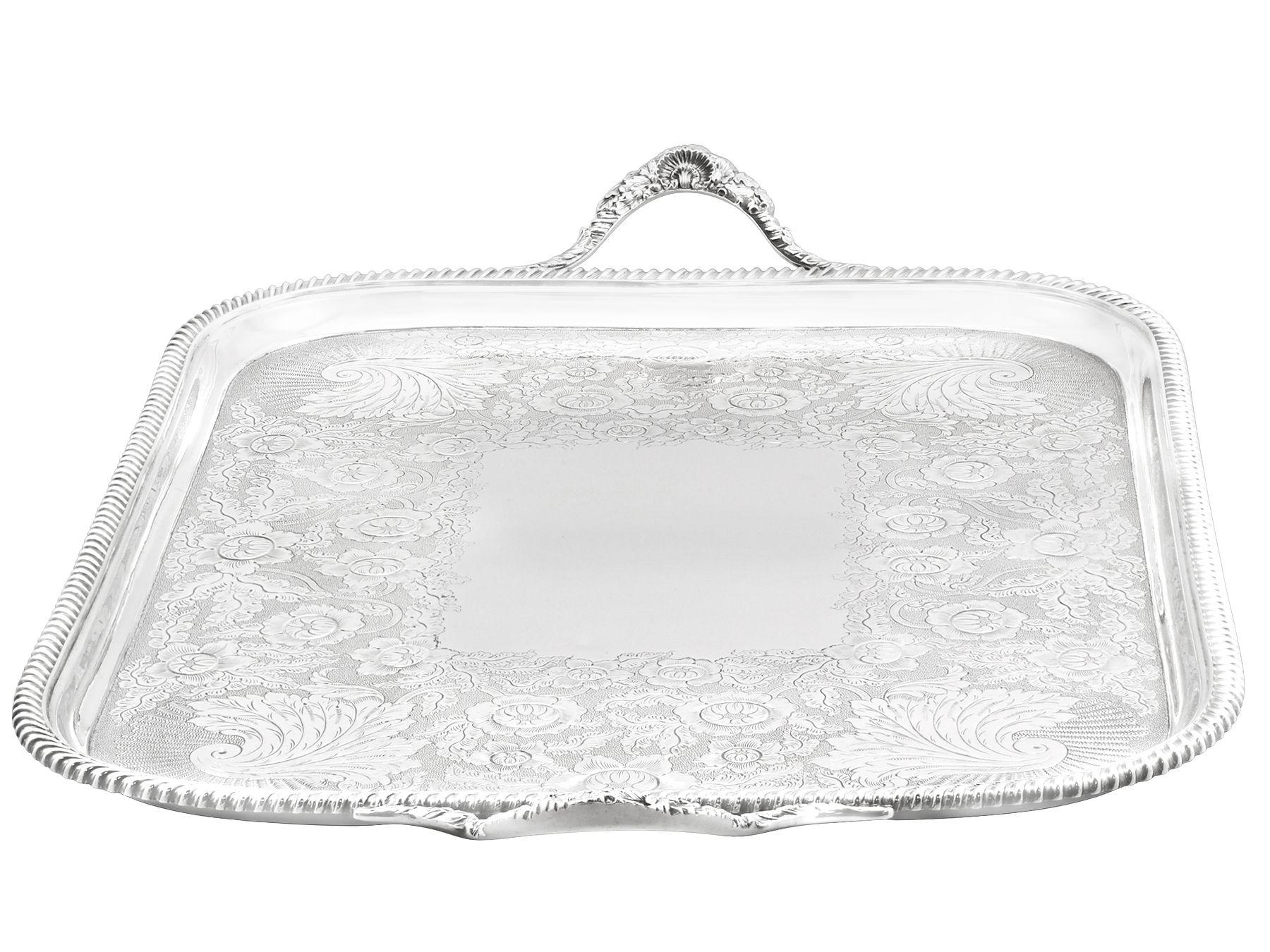 Antique Victorian Sterling Silver Tray by Thomas Bradbury & Sons In Excellent Condition For Sale In Jesmond, Newcastle Upon Tyne