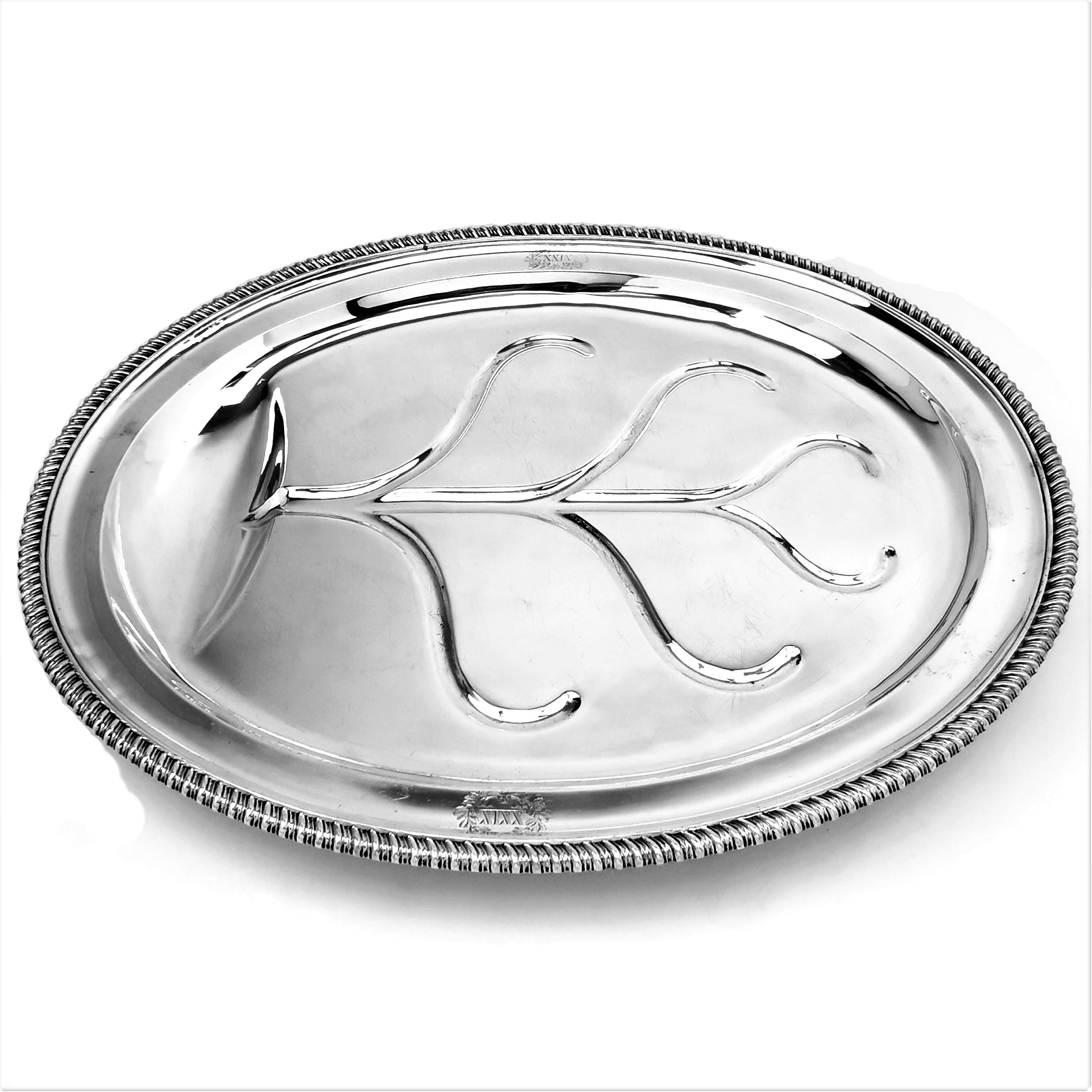 Antique Victorian Sterling Silver Turkey Dome and Meat Platter, 1859-1894 In Good Condition In London, GB