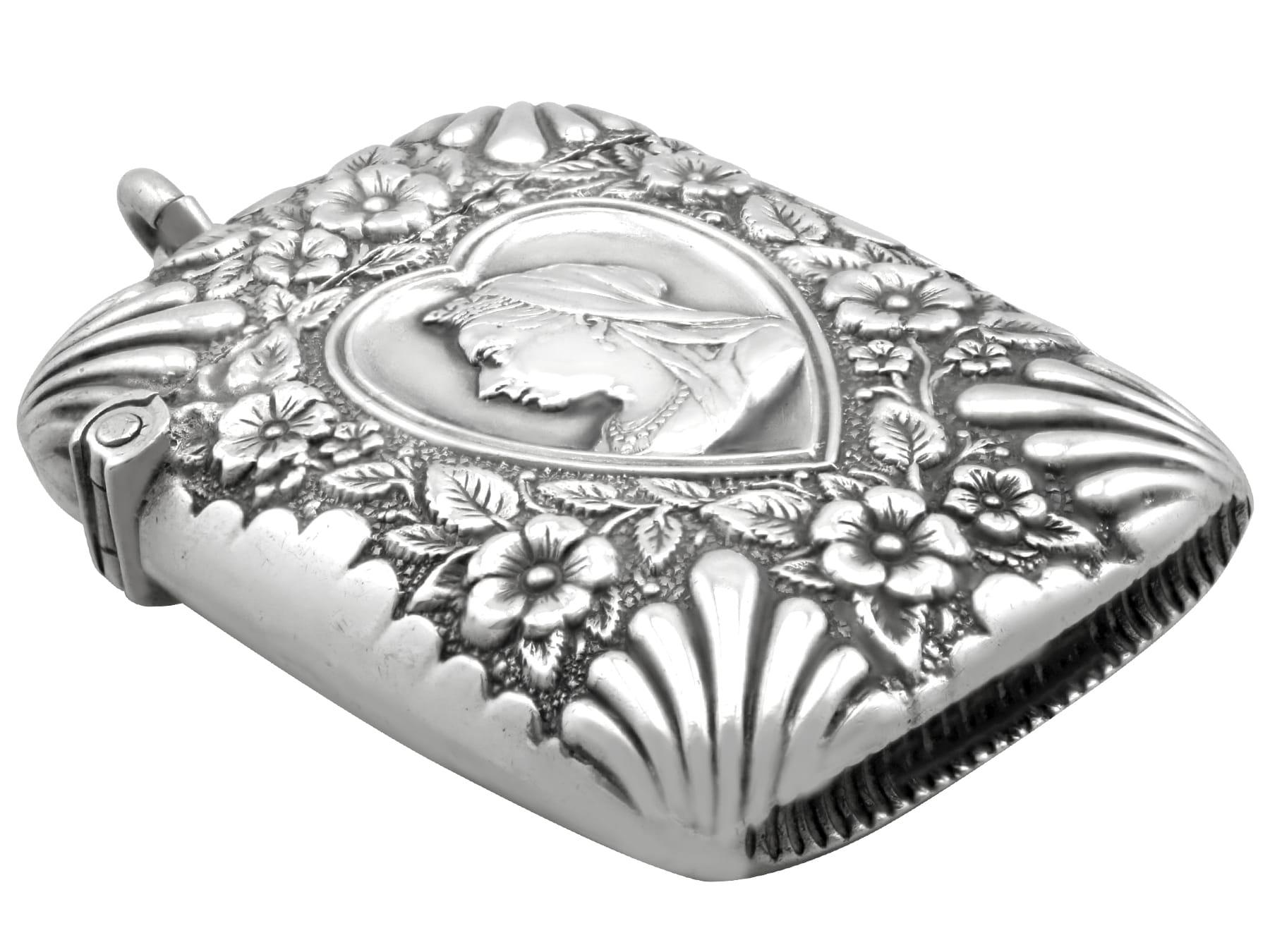 Inglese Antico astuccio Vesta vittoriano in argento sterling (1900) in vendita