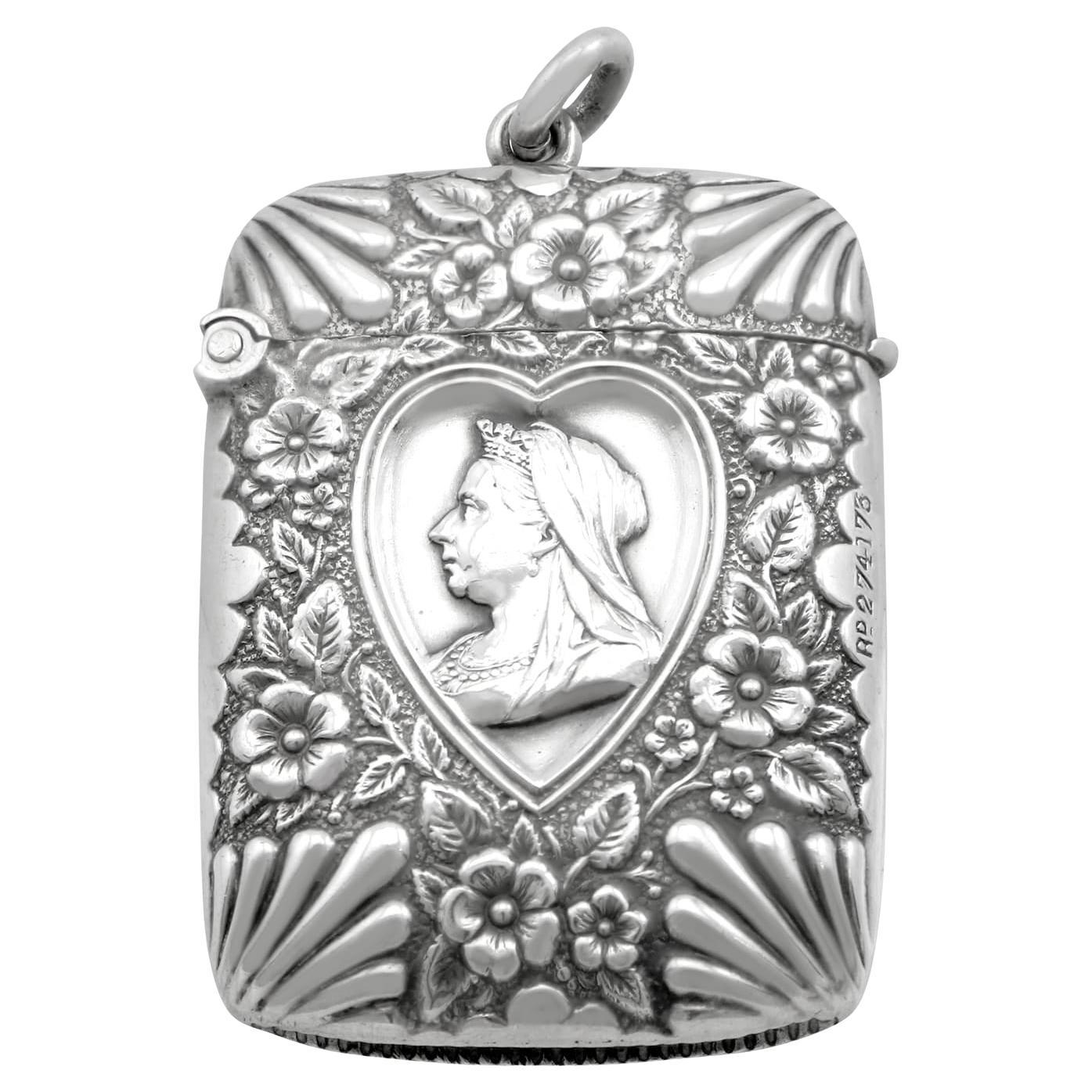 Antiguo estuche victoriano de plata de ley Vesta (1900)