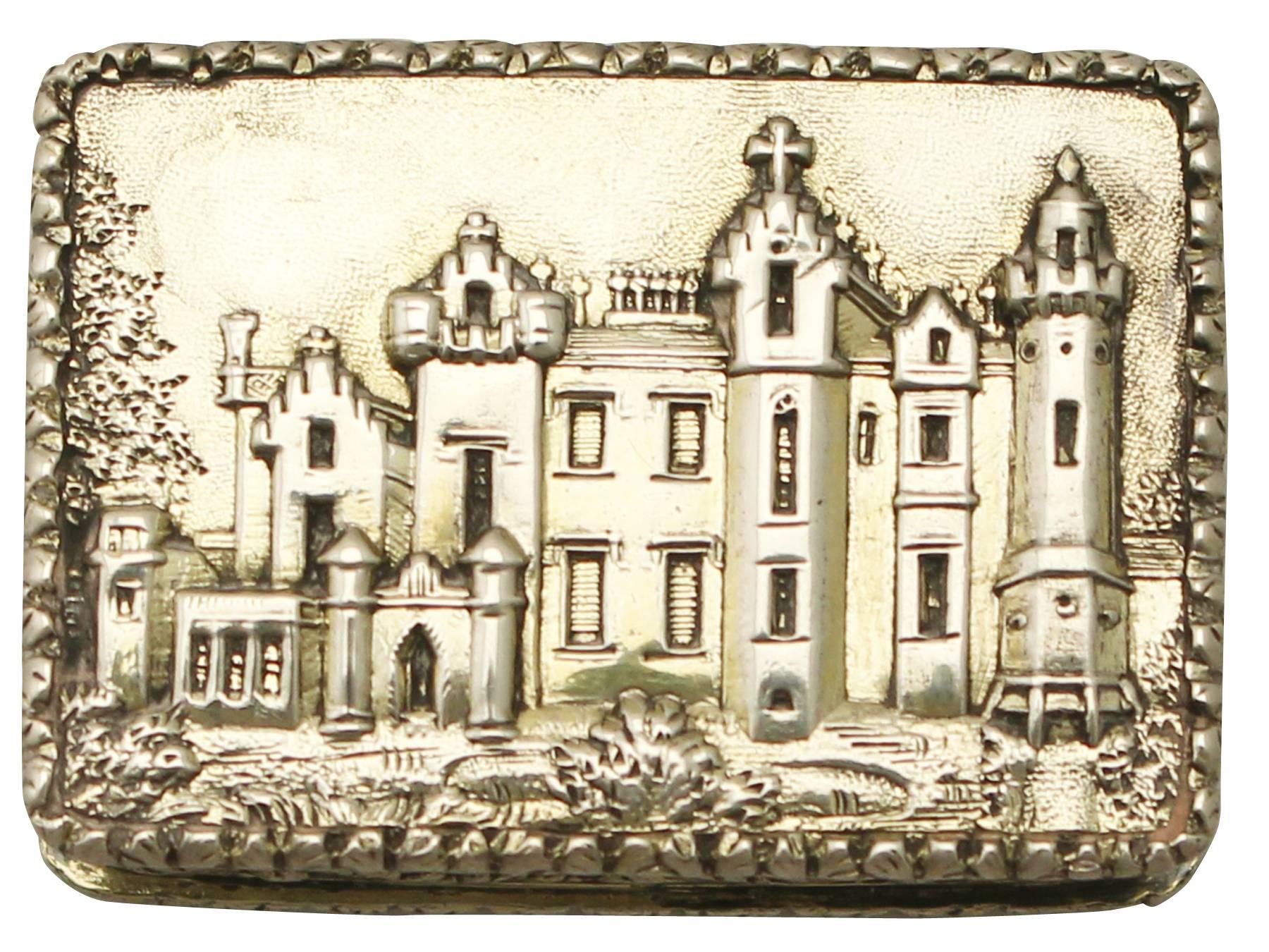 An exceptional, fine and impressive antique Victorian English sterling silver castle top vinaigrette depicting Abbotsford House, an addition to our collectable box collection.

This exceptional antique silver vinaigrette has a rectangular form