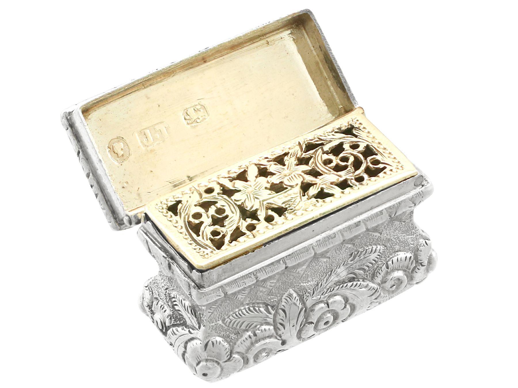 19th Century Antique Victorian Sterling Silver Vinaigrette For Sale