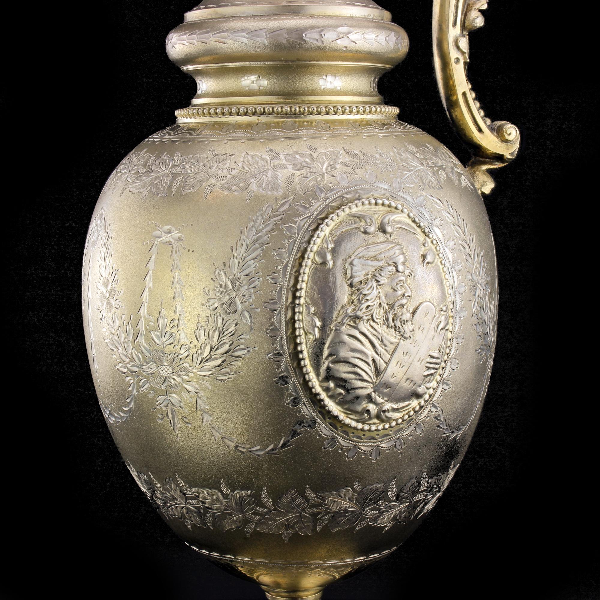 Antique Victorian Sterling Silver Wine Ewer with King David of Jerusalem In Good Condition For Sale In Braintree, GB