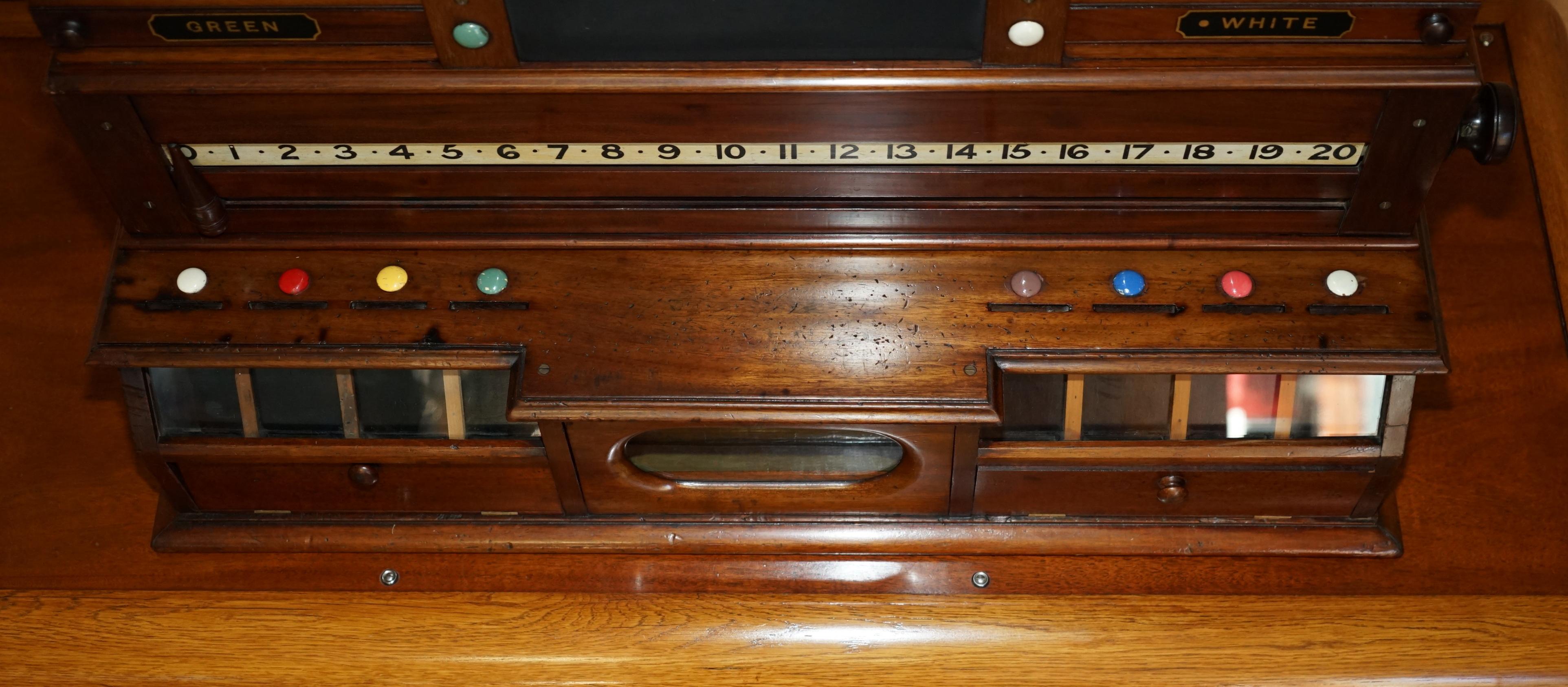 Mid-19th Century ANTIQUE ViCTORIAN STEVEN & SON'S EST 1830 REGENT STREET SNOOKER SCORE BOARD For Sale