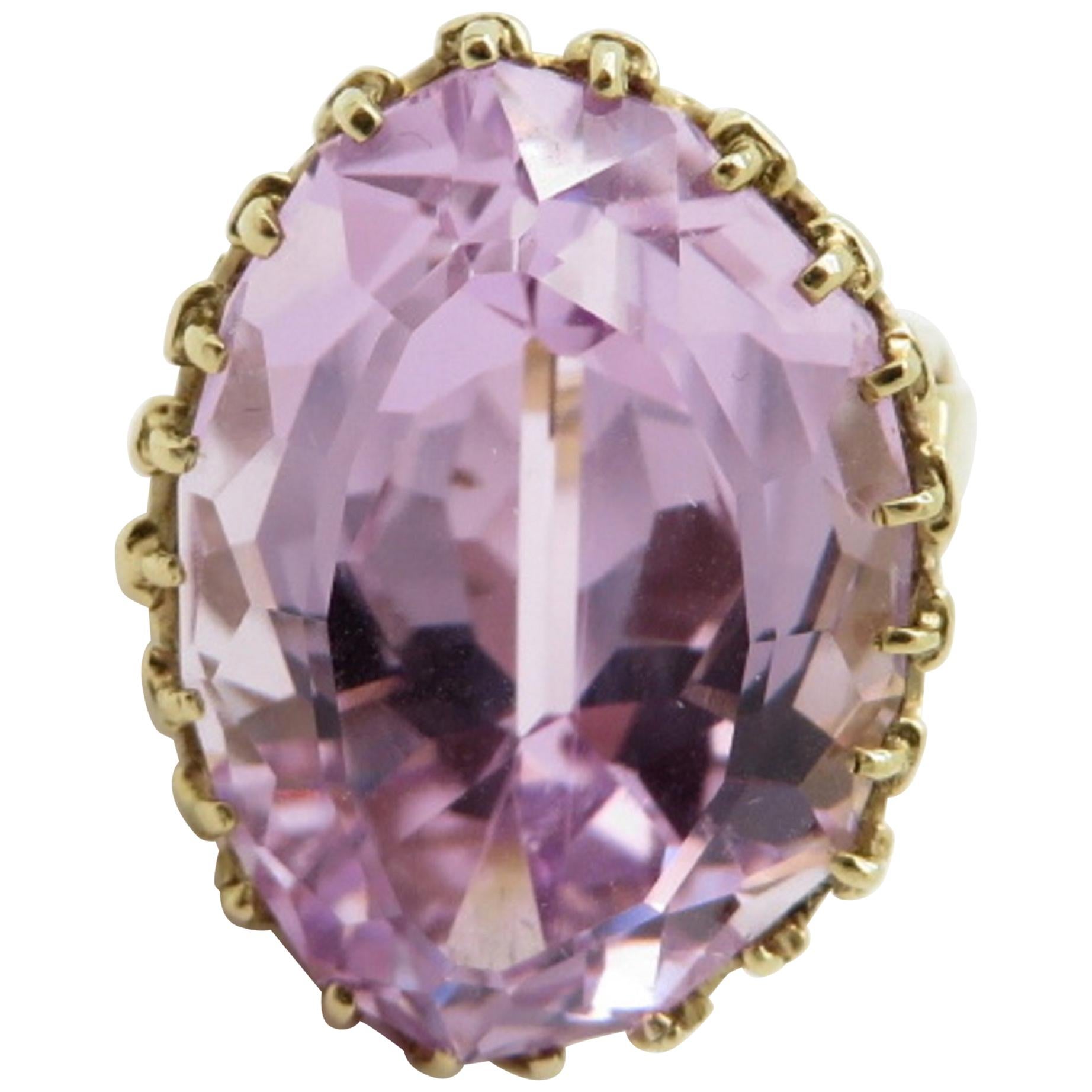Anillo Moda Antiguo Estilo Victoriano Oro Amarillo 14 Kilates Kunzita Ovalada en venta