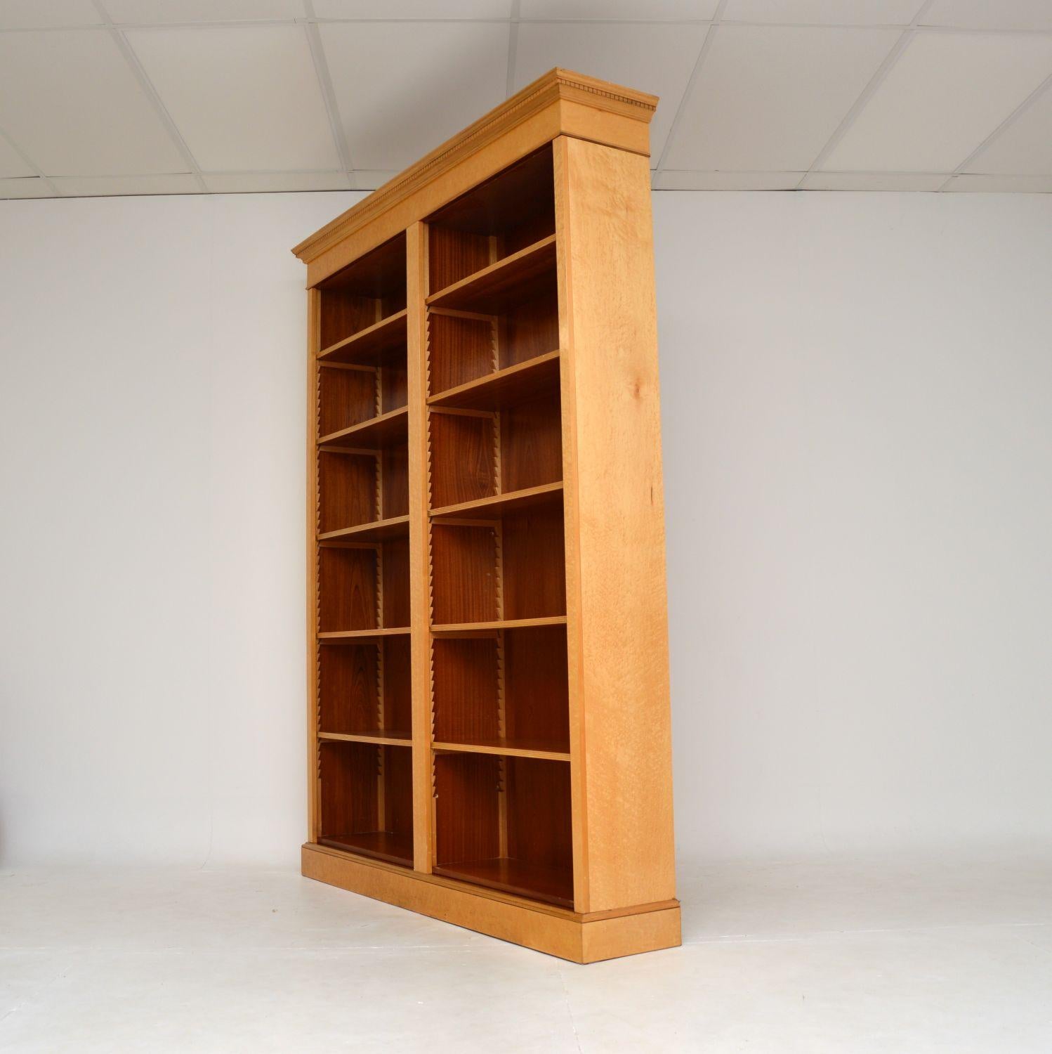 Antique Victorian Style Birds Eye Maple Open Bookcase In Good Condition For Sale In London, GB