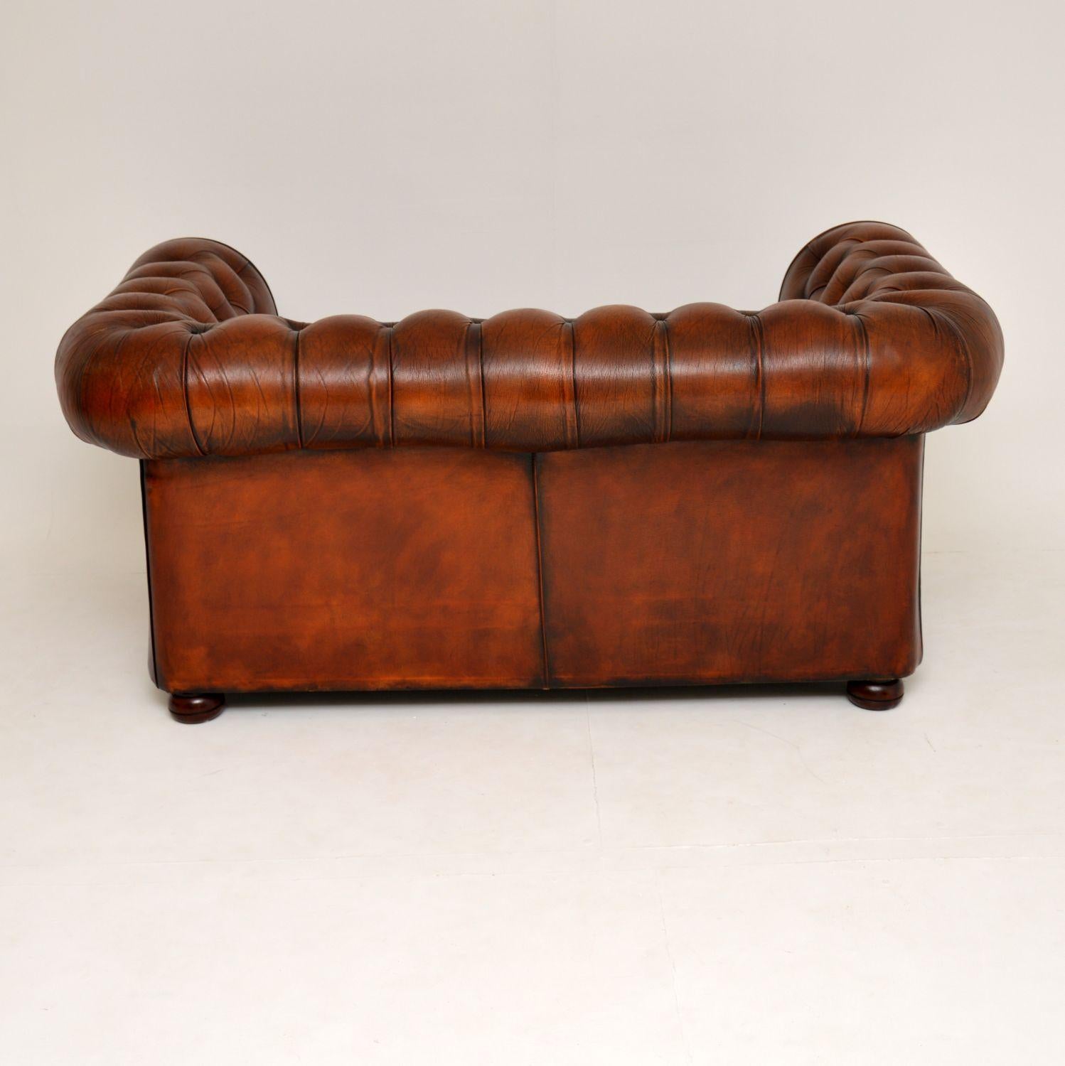 Antique Victorian Style Leather 2-Seat Chesterfield Sofa 5
