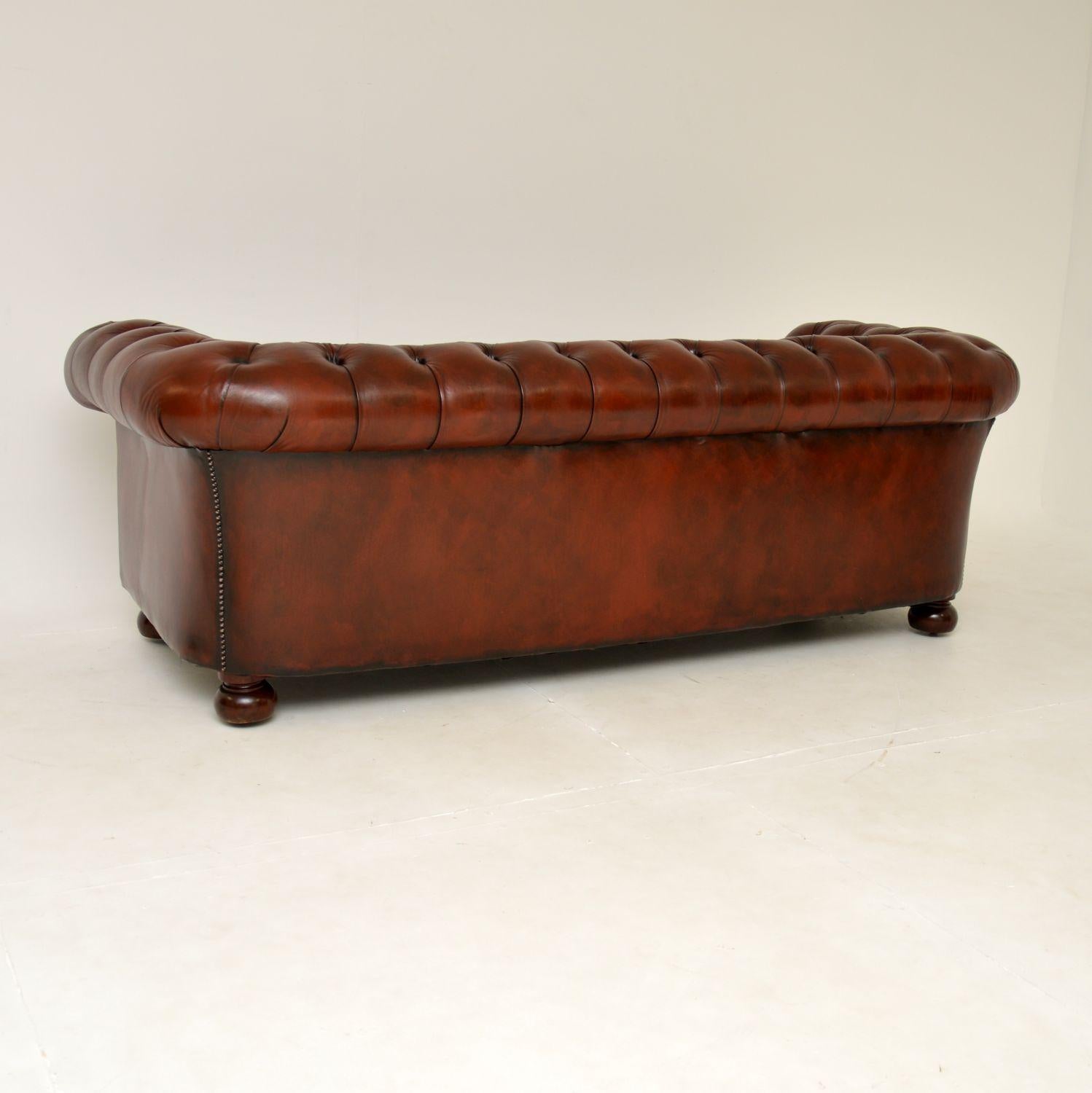 Antique Victorian Style Leather Chesterfield Sofa In Good Condition In London, GB