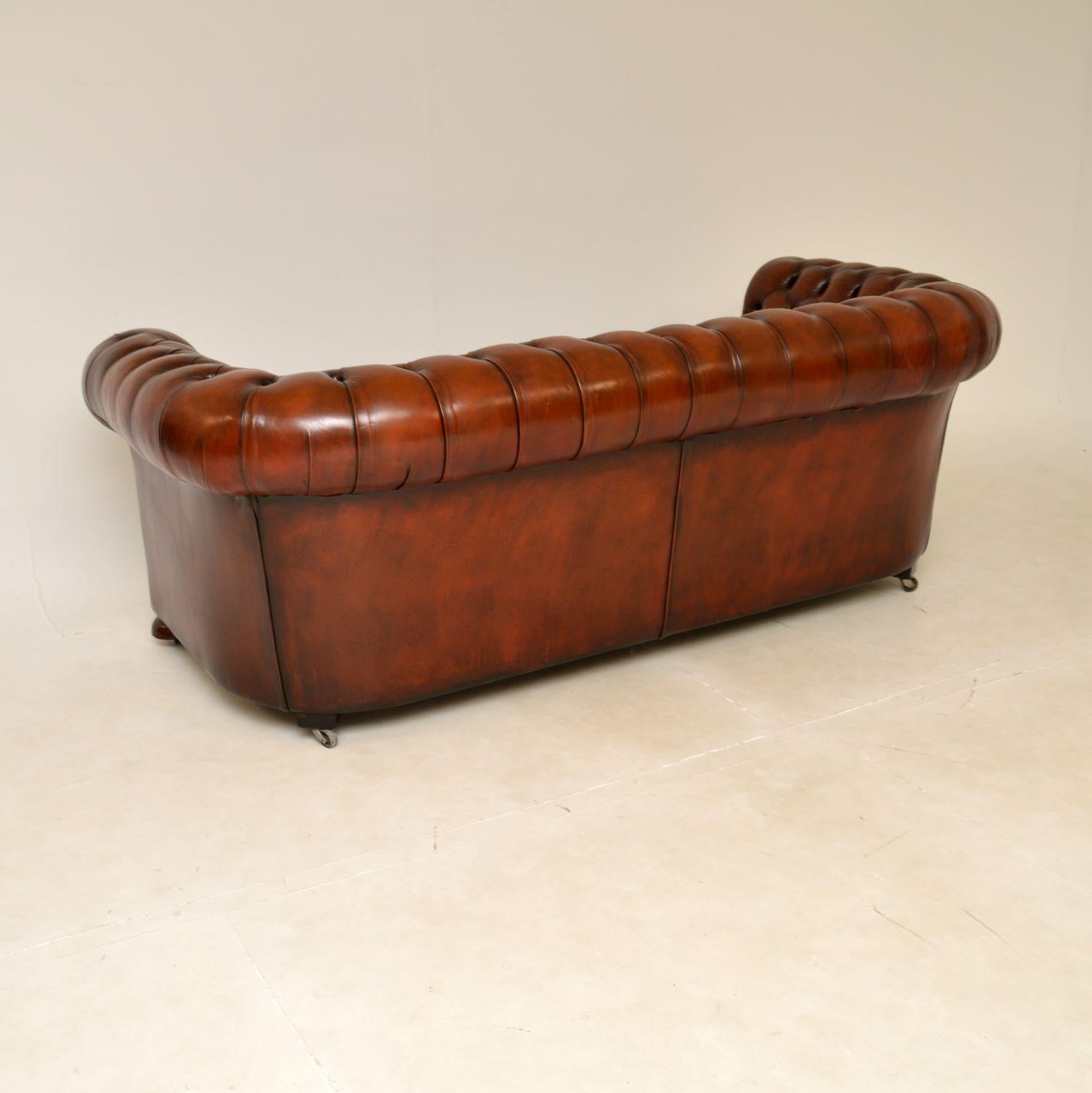 Antique Victorian Style Leather Chesterfield Sofa In Good Condition In London, GB