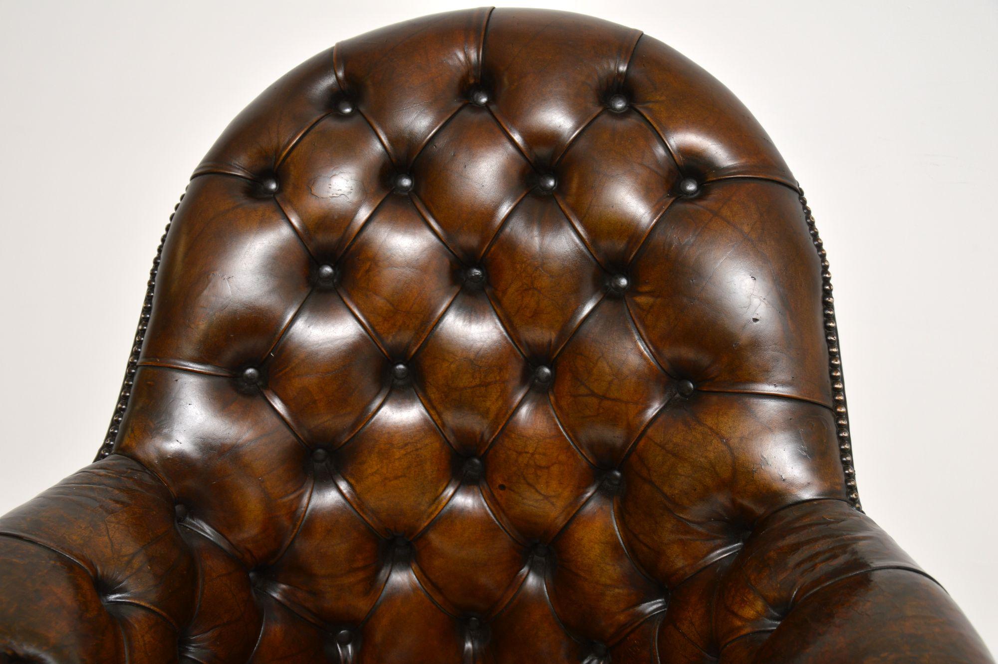 Antique Victorian Style Leather Swivel Desk Chair In Good Condition In London, GB