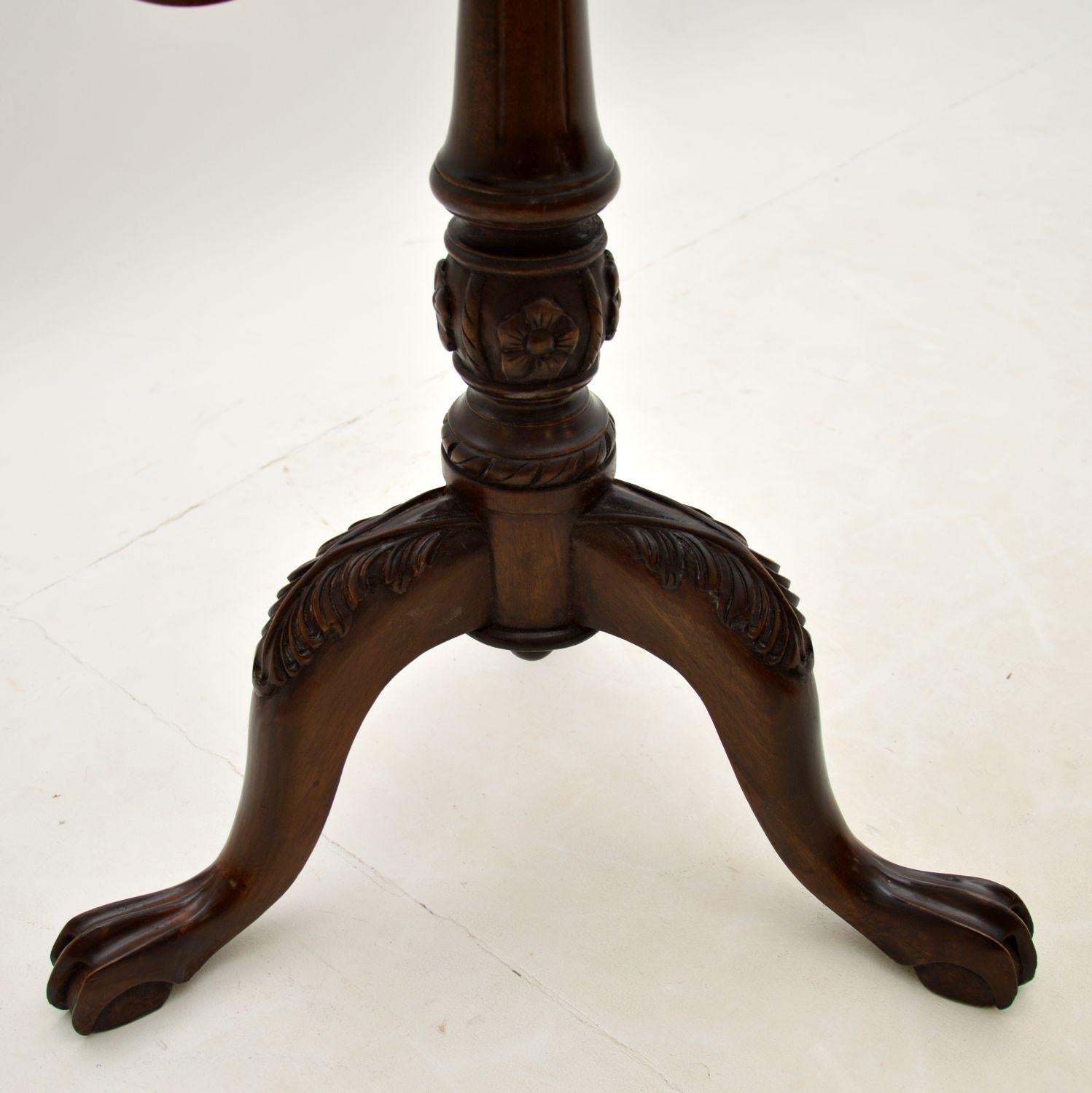 Antique Victorian Style Mahogany Side Table 1