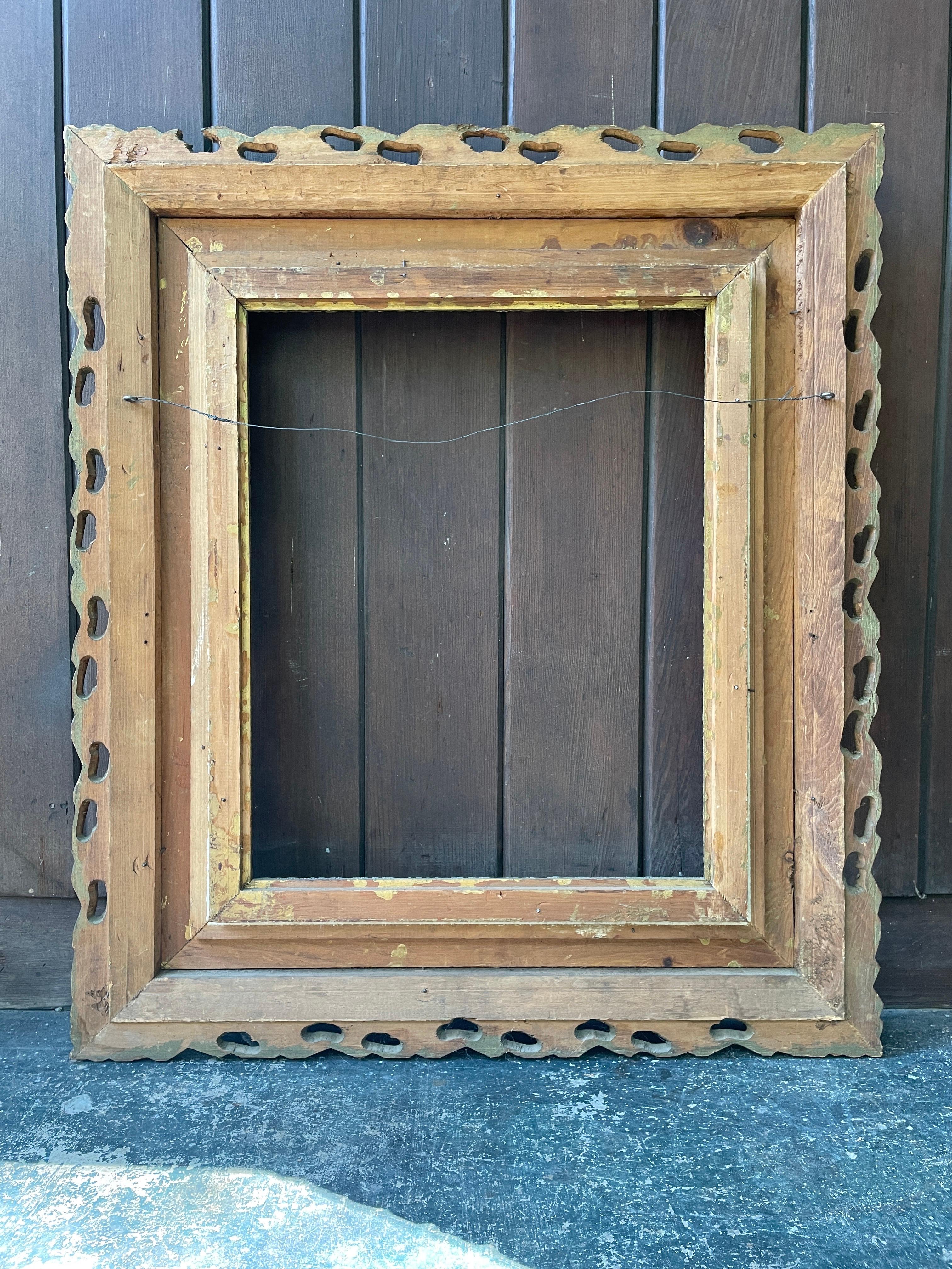 Antique Victorian style Ornate Carved Gold Gilt Frame For Sale 2