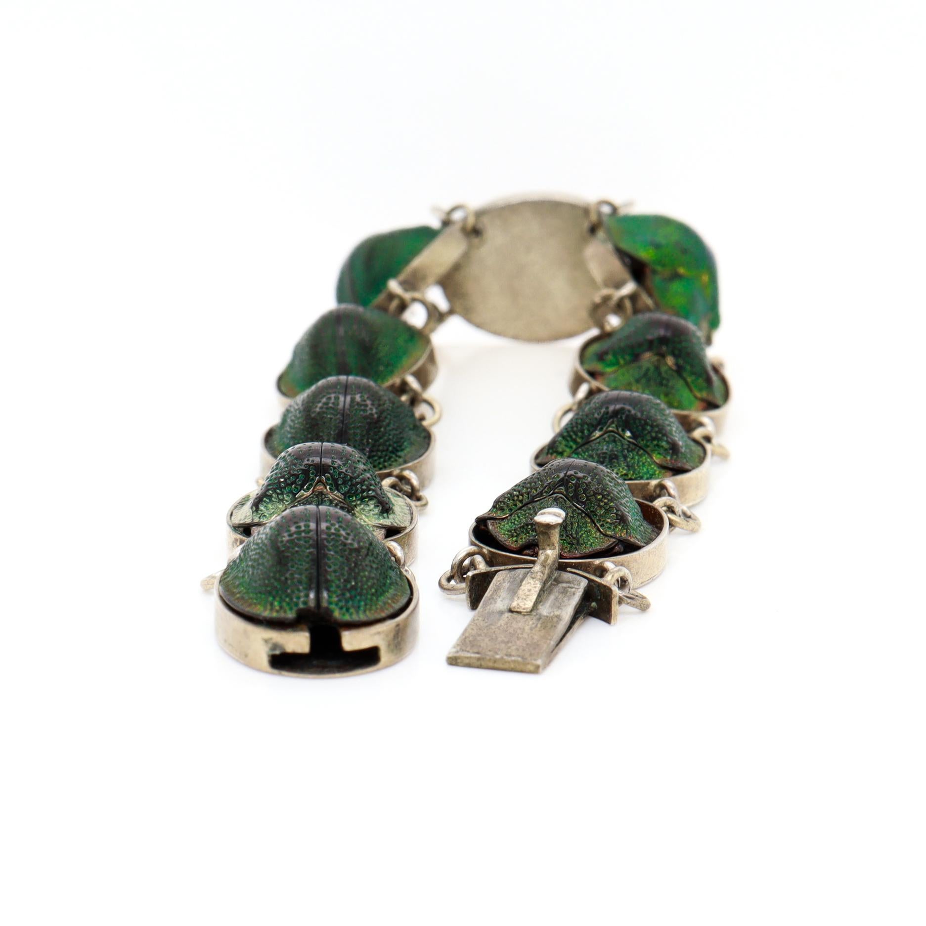 Bracciale d'argento e conchiglia di scarabeo in stile vittoriano antico in vendita 10