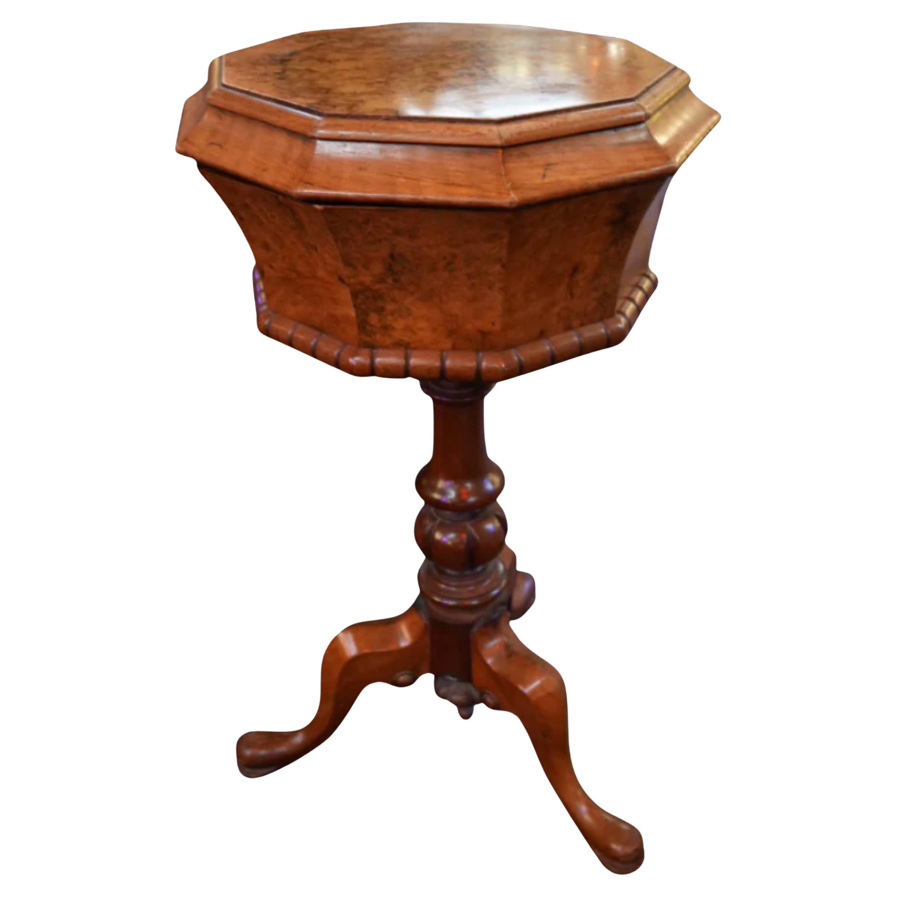 Antique Victorian Style Burled Walnut Teapoy Tea Table For Sale