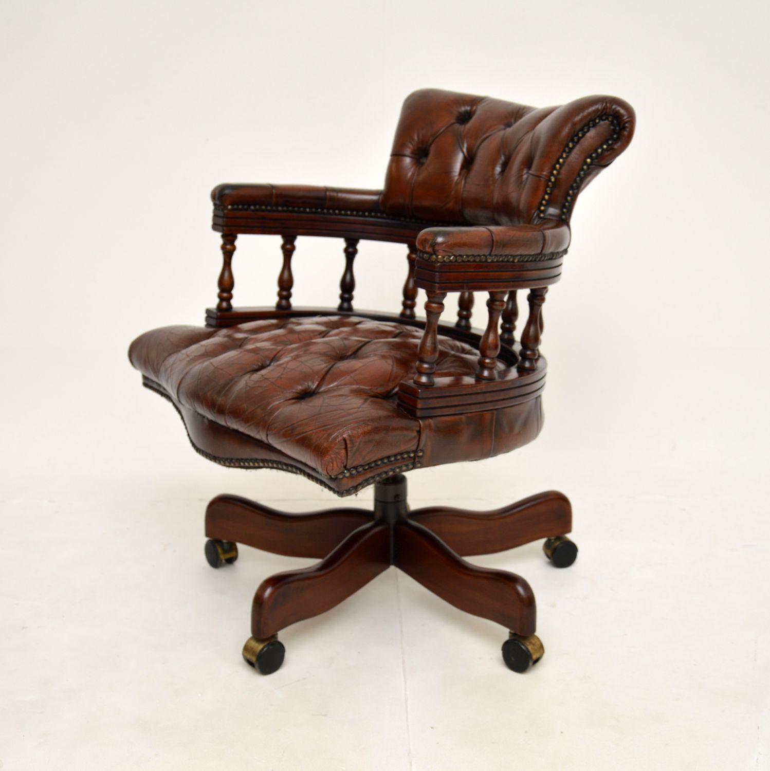 Mid-20th Century Antique Victorian Style Swivel Desk Chair For Sale