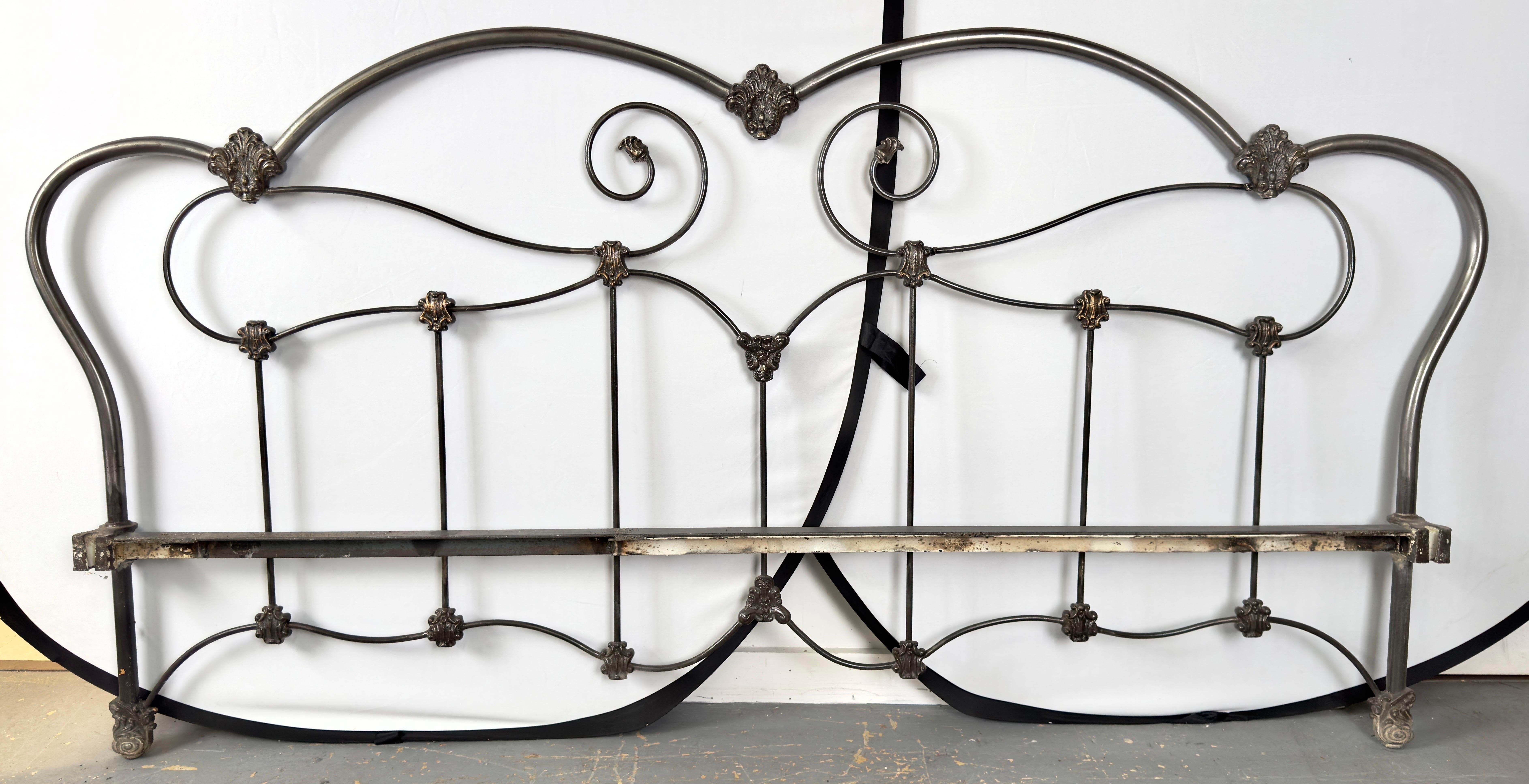 Antique Victorian Style Wrought Iron & Brass King Size Bed Frame 9