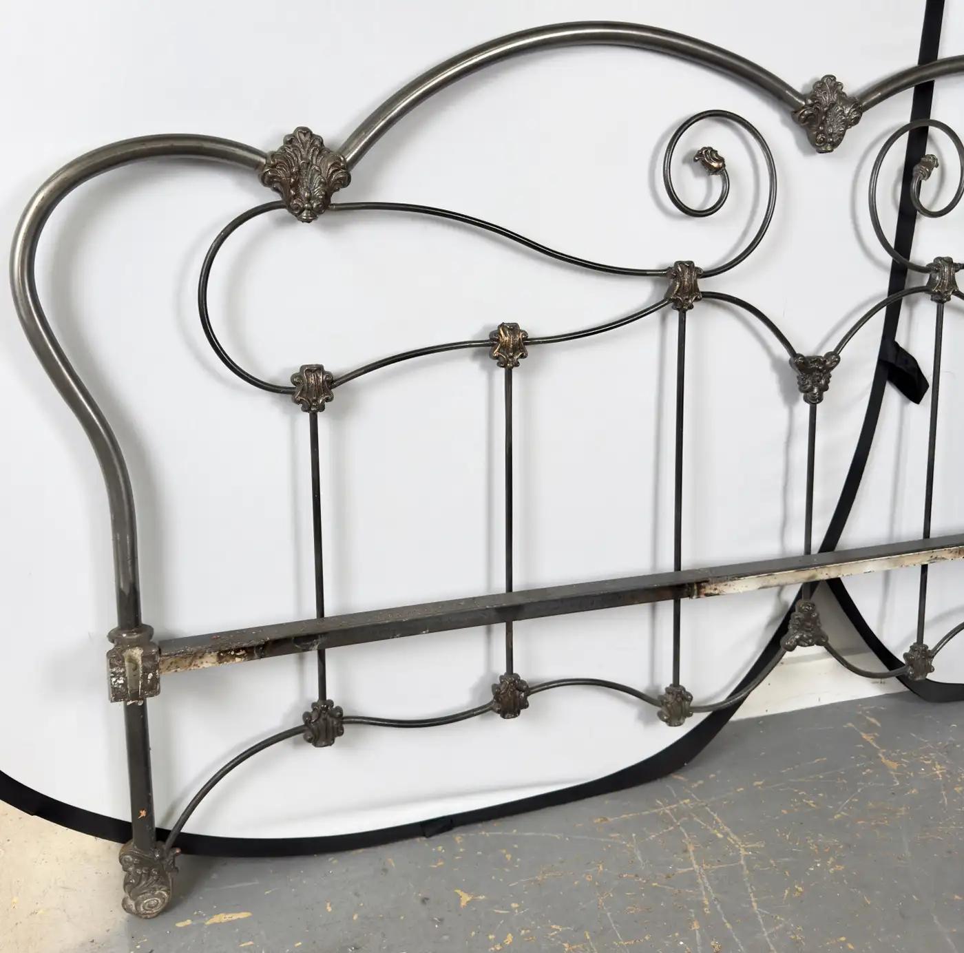 Antique Victorian Style Wrought Iron & Brass King Size Bed Frame 9
