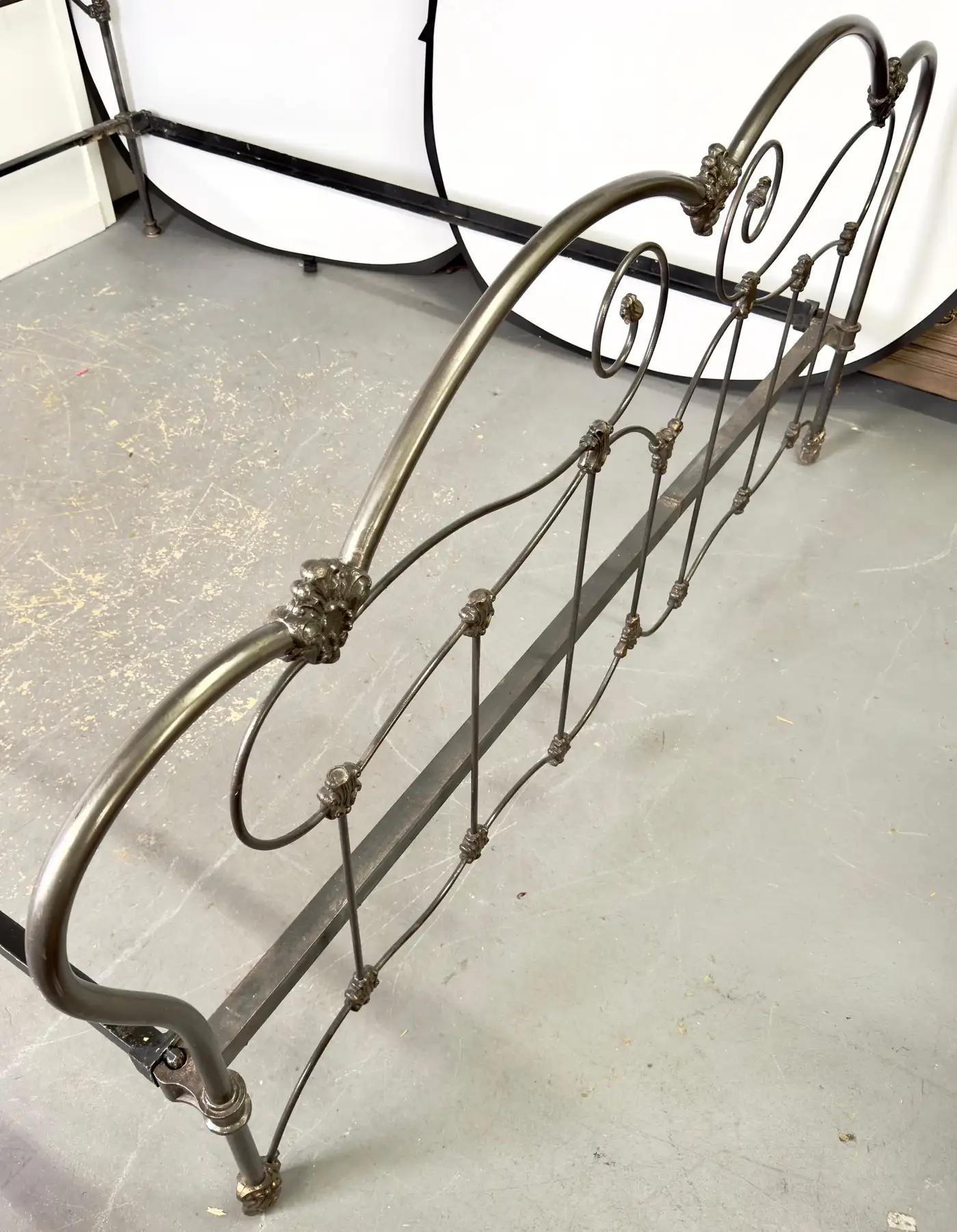 Antique Victorian Style Wrought Iron & Brass King Size Bed Frame 10