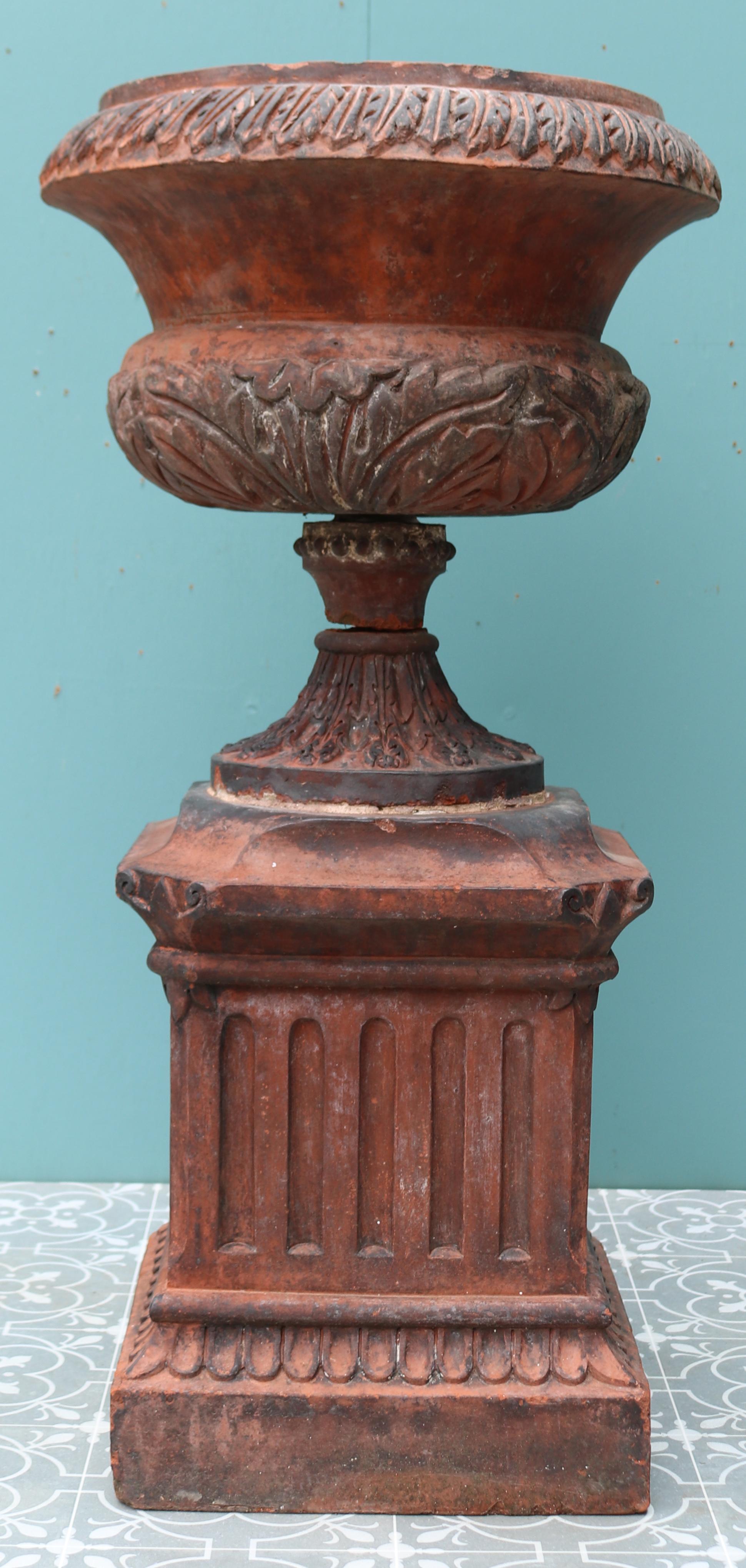 This is an impressive, antique Victorian style garden urn and base, made from red terracotta.

Additional Dimensions 

Urn Diameter 47 cm

Base 34 x 34 cm

Internal Height inside 25 cm.