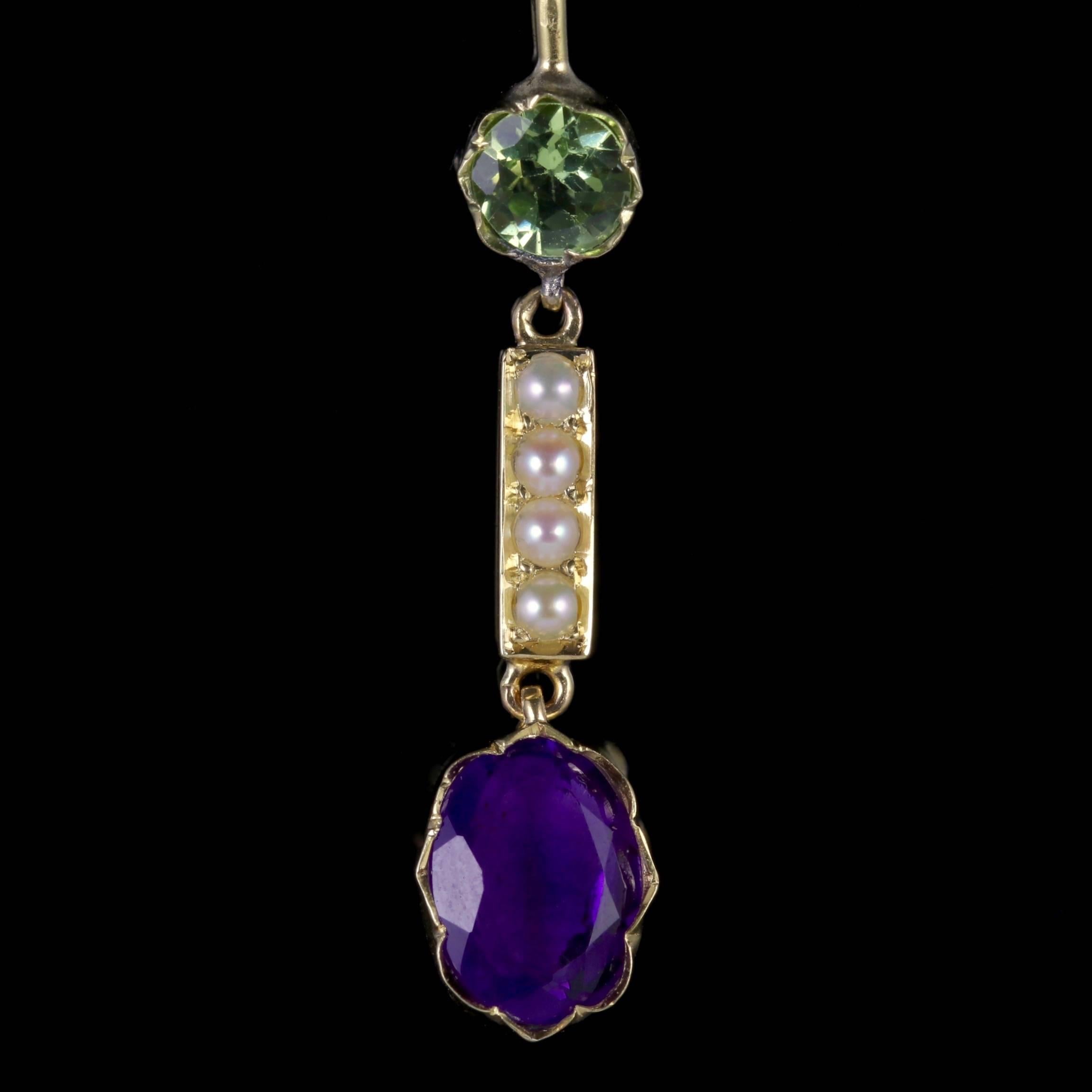 To read more please click continue reading below-

These fabulous antique Victorian drop earrings were made representing the Suffragette movement, Circa 1900.

Suffragettes liked to be depicted as feminine, their jewellery popularly consisted of