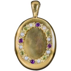 Antique Victorian Suffragette Locket 15 Carat Gold Gemstone Wreath, circa 1900