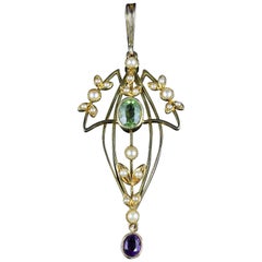 Antique Victorian Suffragette Pendant 15 Carat Gold, circa 1900