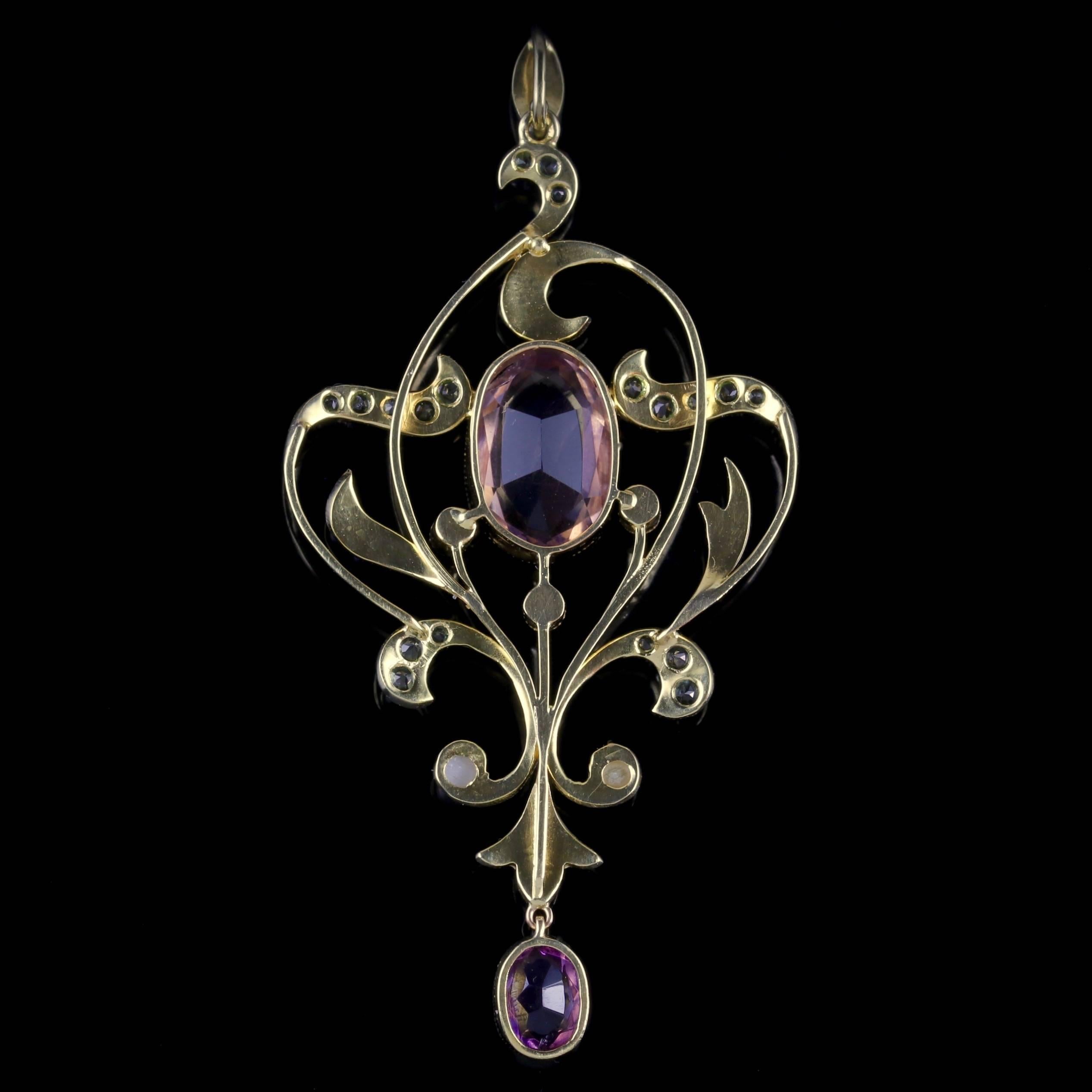 Antique Victorian Suffragette Pendant 15 Carat Gold Amethyst, circa 1900 In Excellent Condition In Lancaster, Lancashire