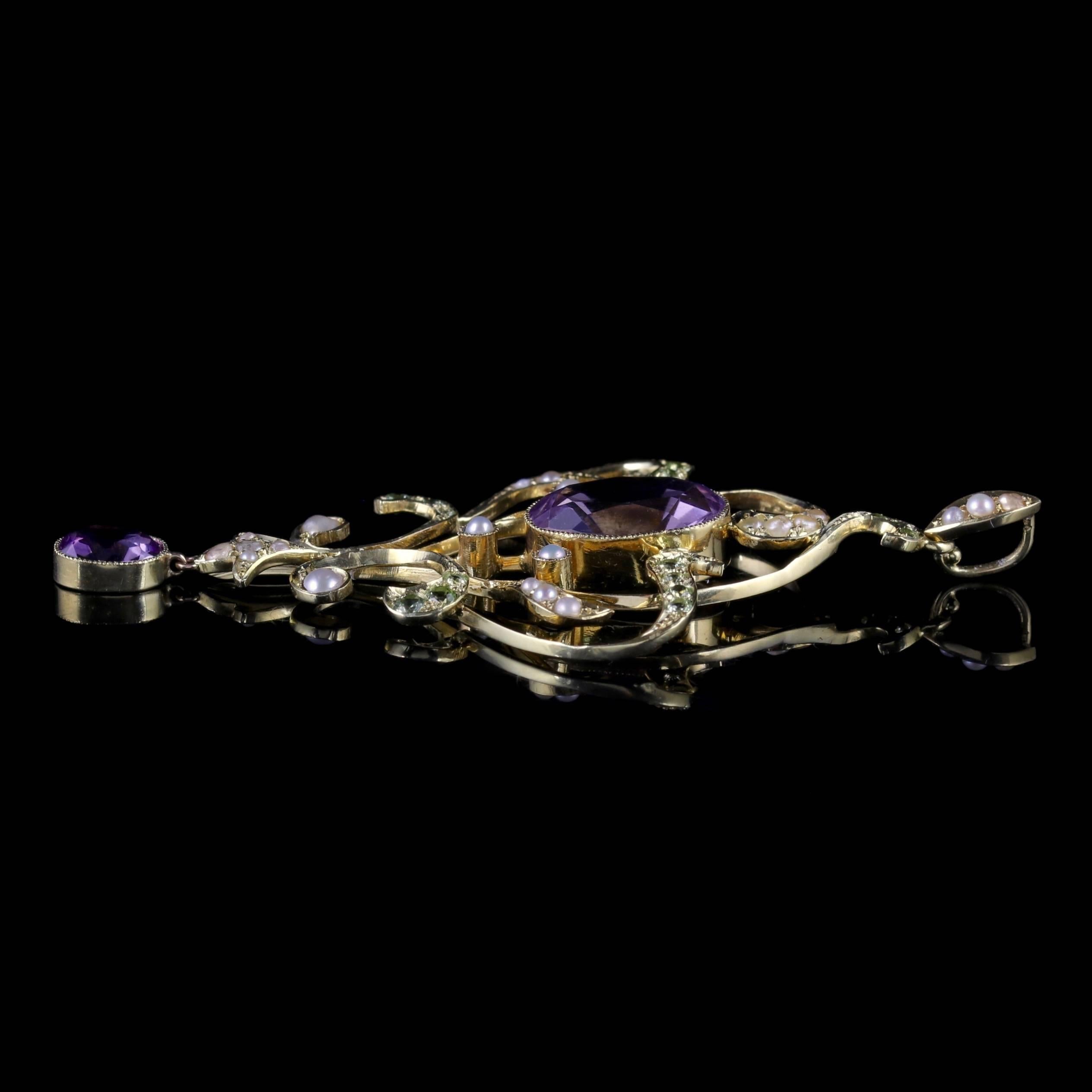 Antique Victorian Suffragette Pendant 15 Carat Gold Amethyst, circa 1900 1