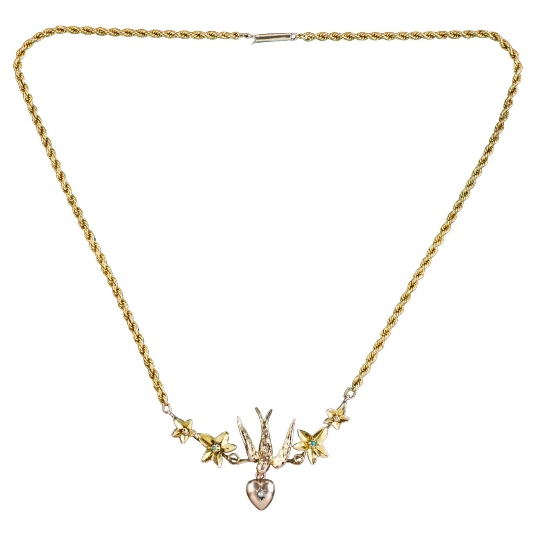 Antique Victorian Swallow Heart Ivy Necklace in 9 Carat Gold