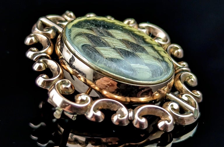 Antique Victorian Swivel Mourning brooch, 9k Rose gold  For Sale 6