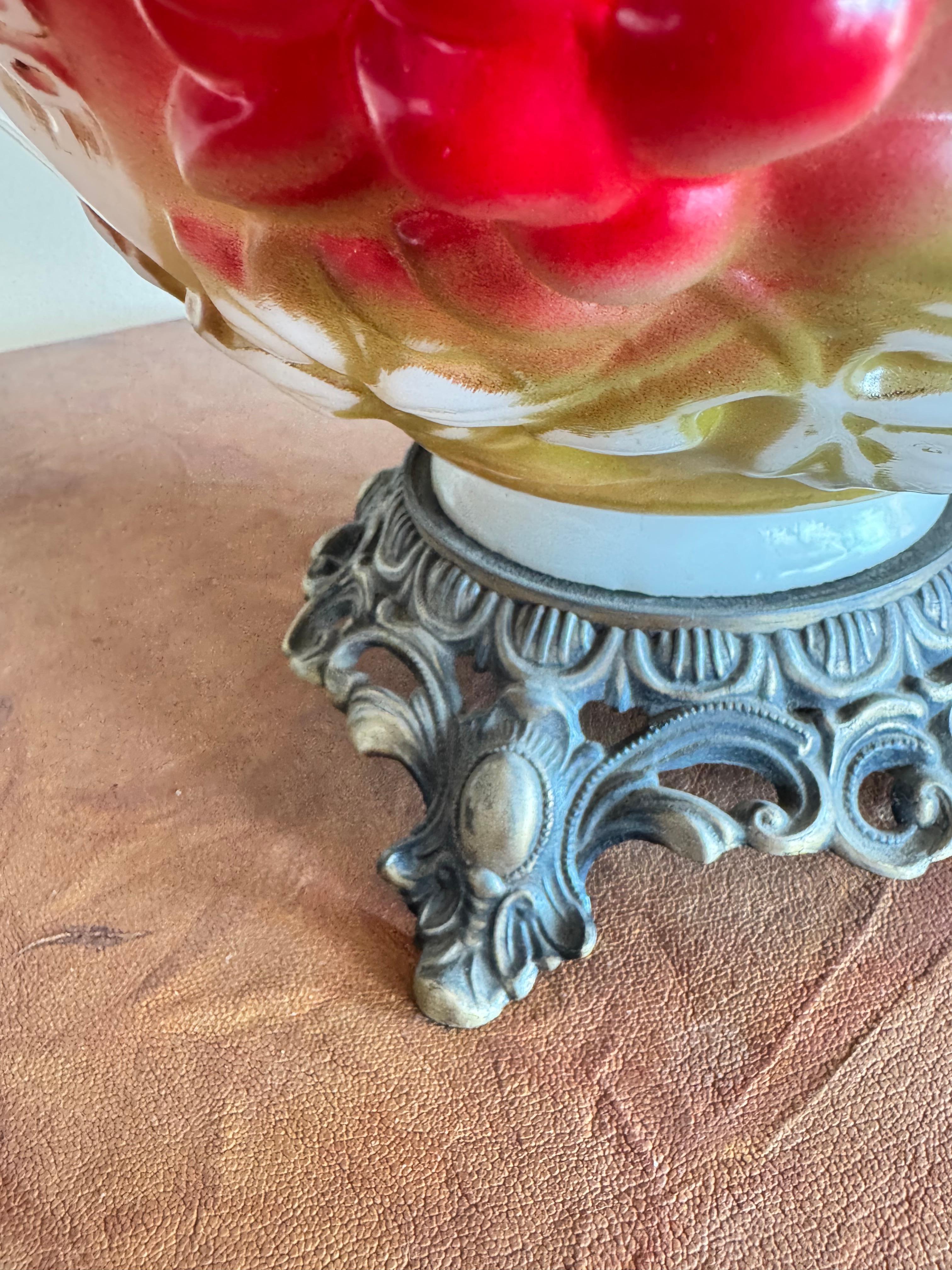 Antique Victorian Table Lamp - W142

This is an antique Victorian Era table lamp in very good condition.  This is a 