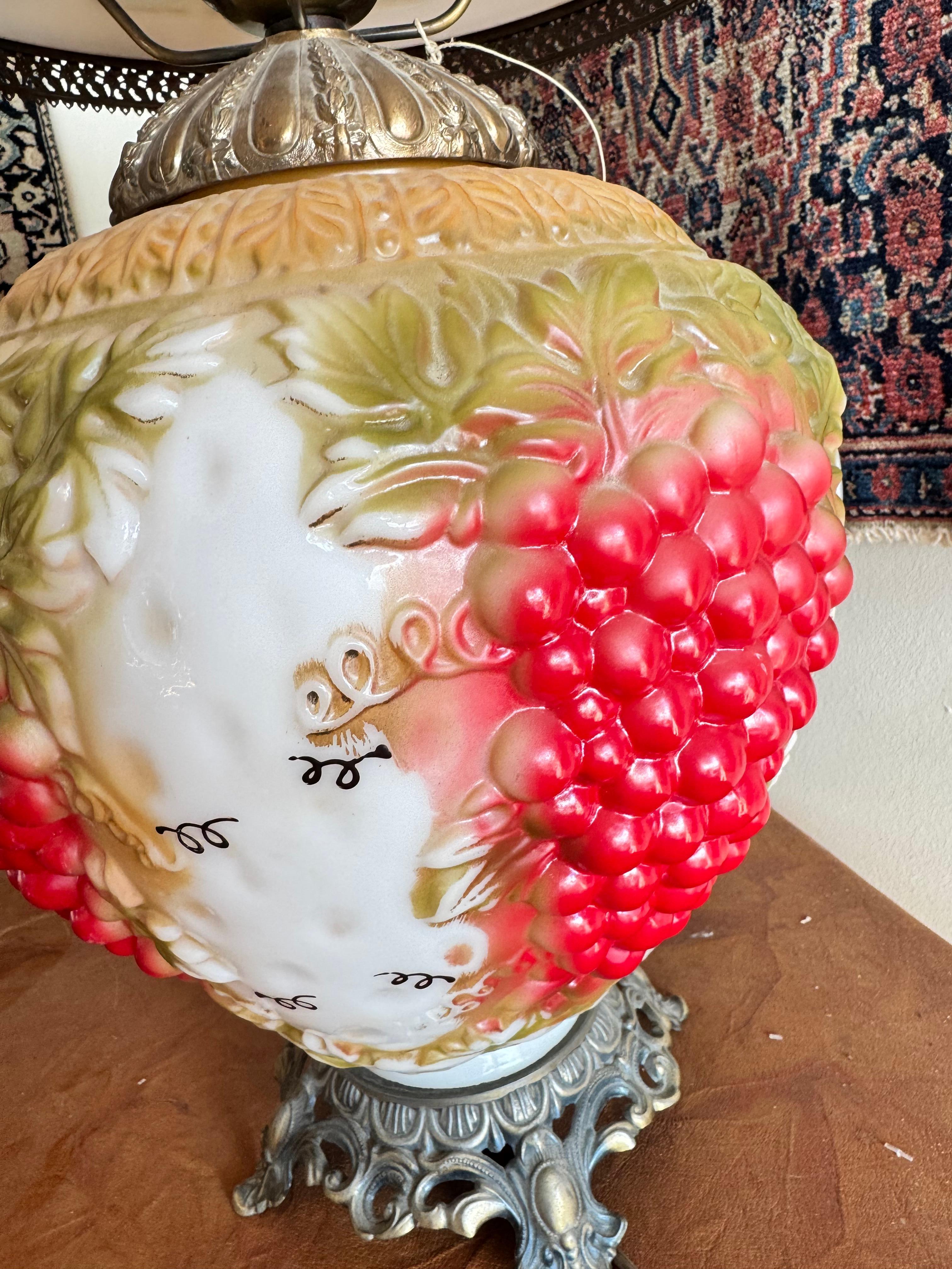 Antique Victorian Table Lamp - W142 In Good Condition For Sale In Shamokin Dam, PA