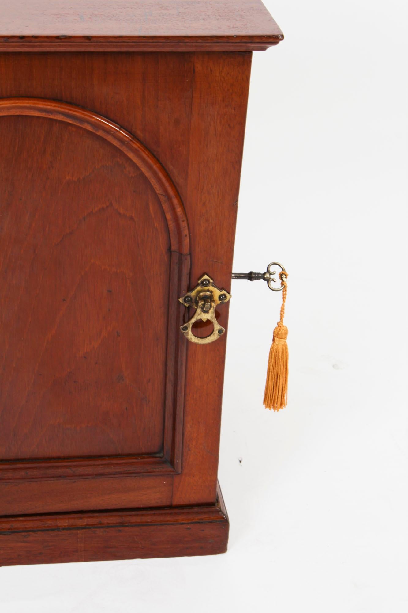 Antique Victorian Table Top Jewellery Collectors Cabinet 19th C In Good Condition For Sale In London, GB