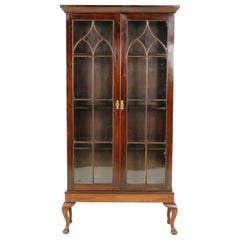 Antiker viktorianischer großer Nussbaumschrank Bücherregal:: Vitrine:: Schottland 1880