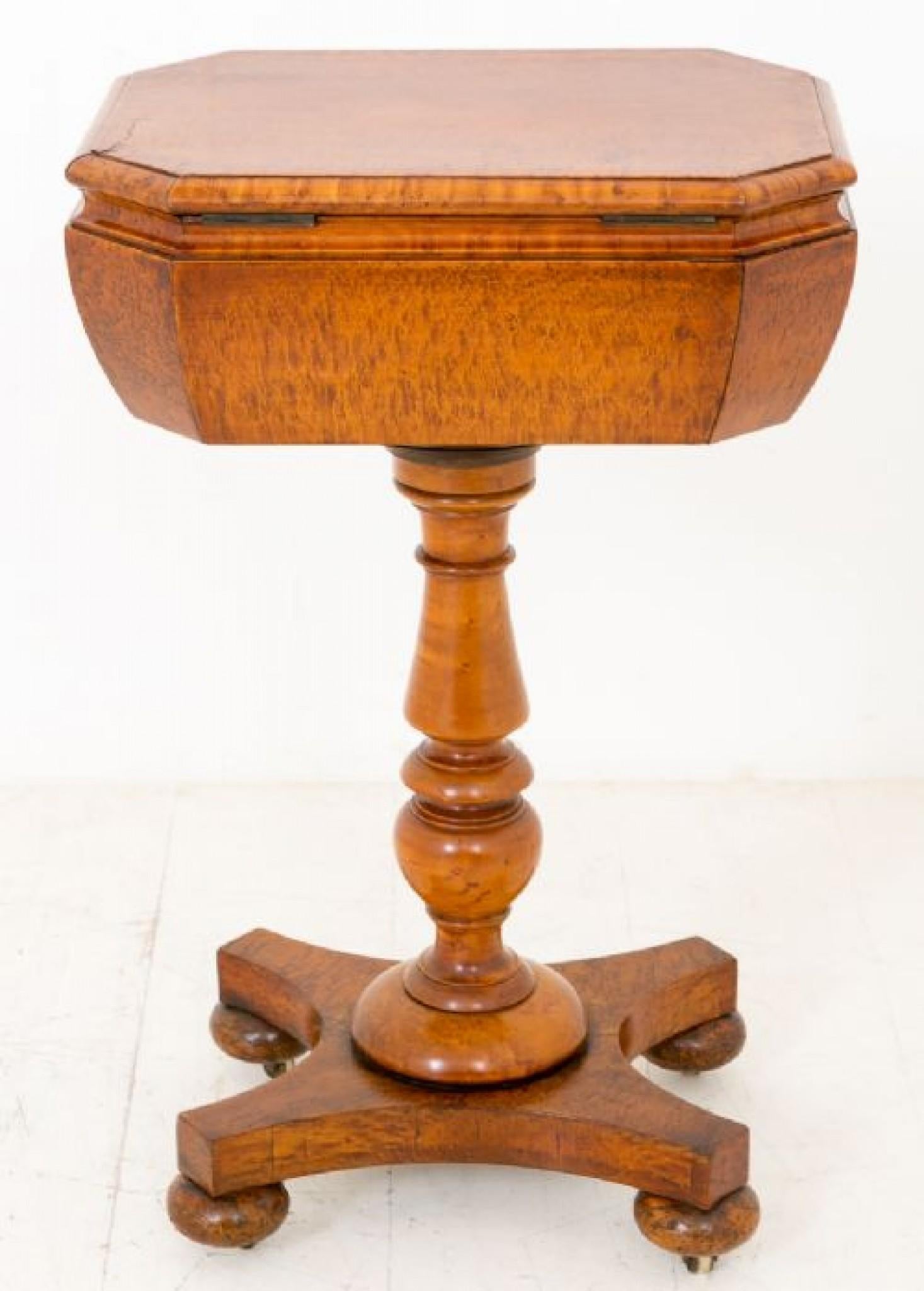 Victorien Ancienne théière victorienne - Ronce de noyer 1860 en vente