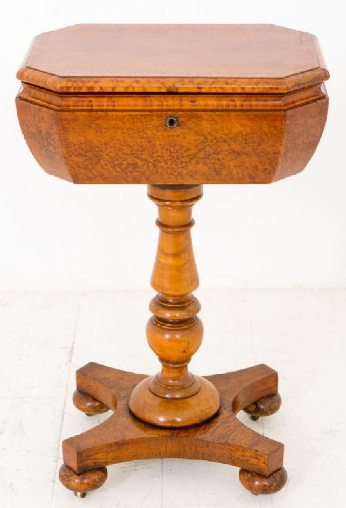 Noyer Ancienne théière victorienne - Ronce de noyer 1860 en vente