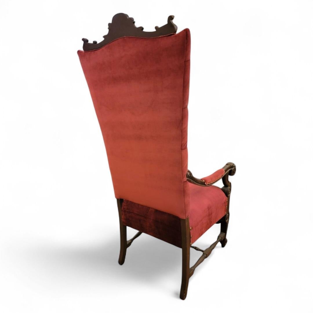 Velours Ancienne chaise de trône victorienne à dossier touffeté nouvellement retapissée en velours en vente