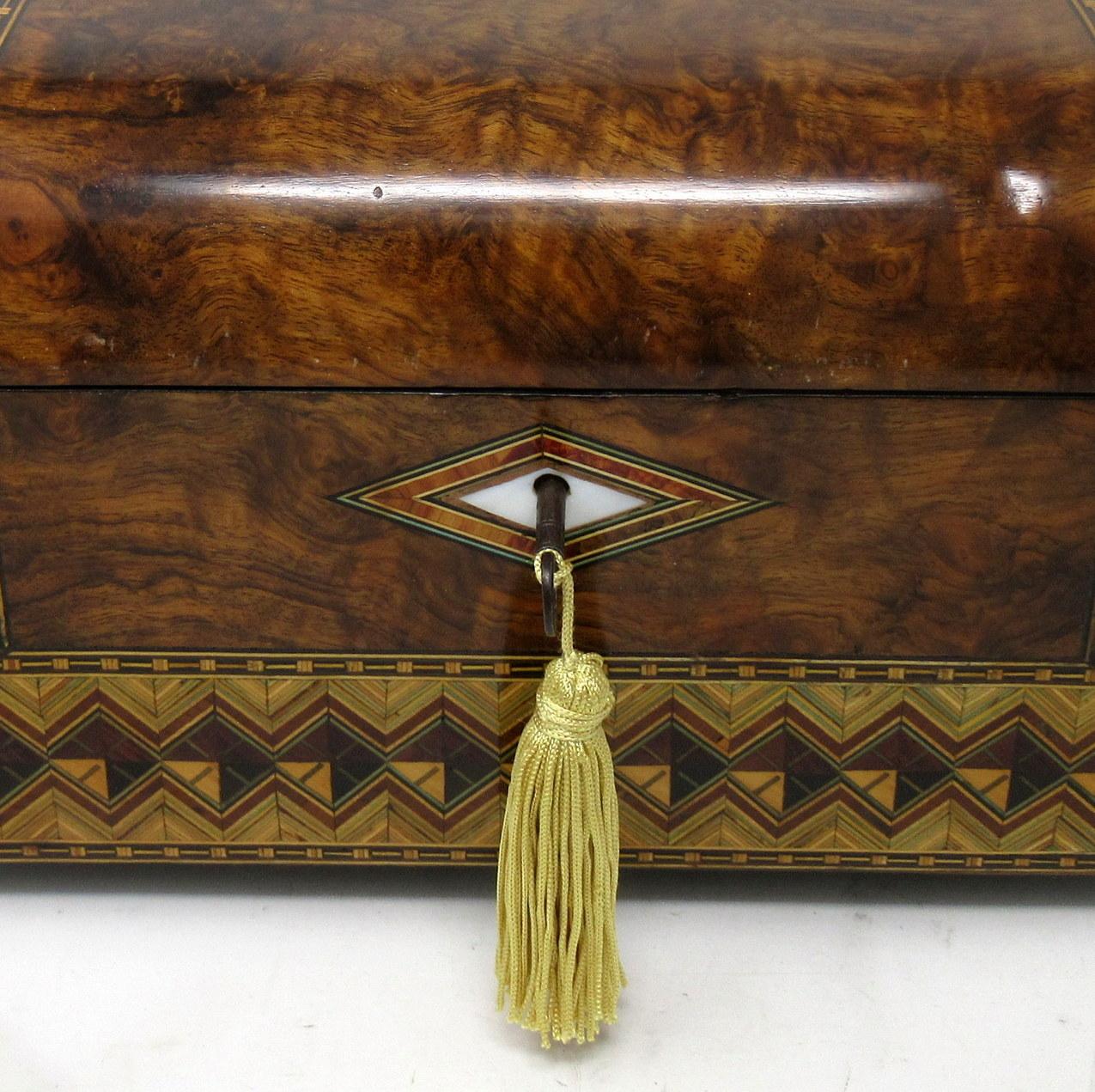 19th Century Antique Victorian Turnbridge Ware Burl Walnut Traveling Wooden Writing Slope Box