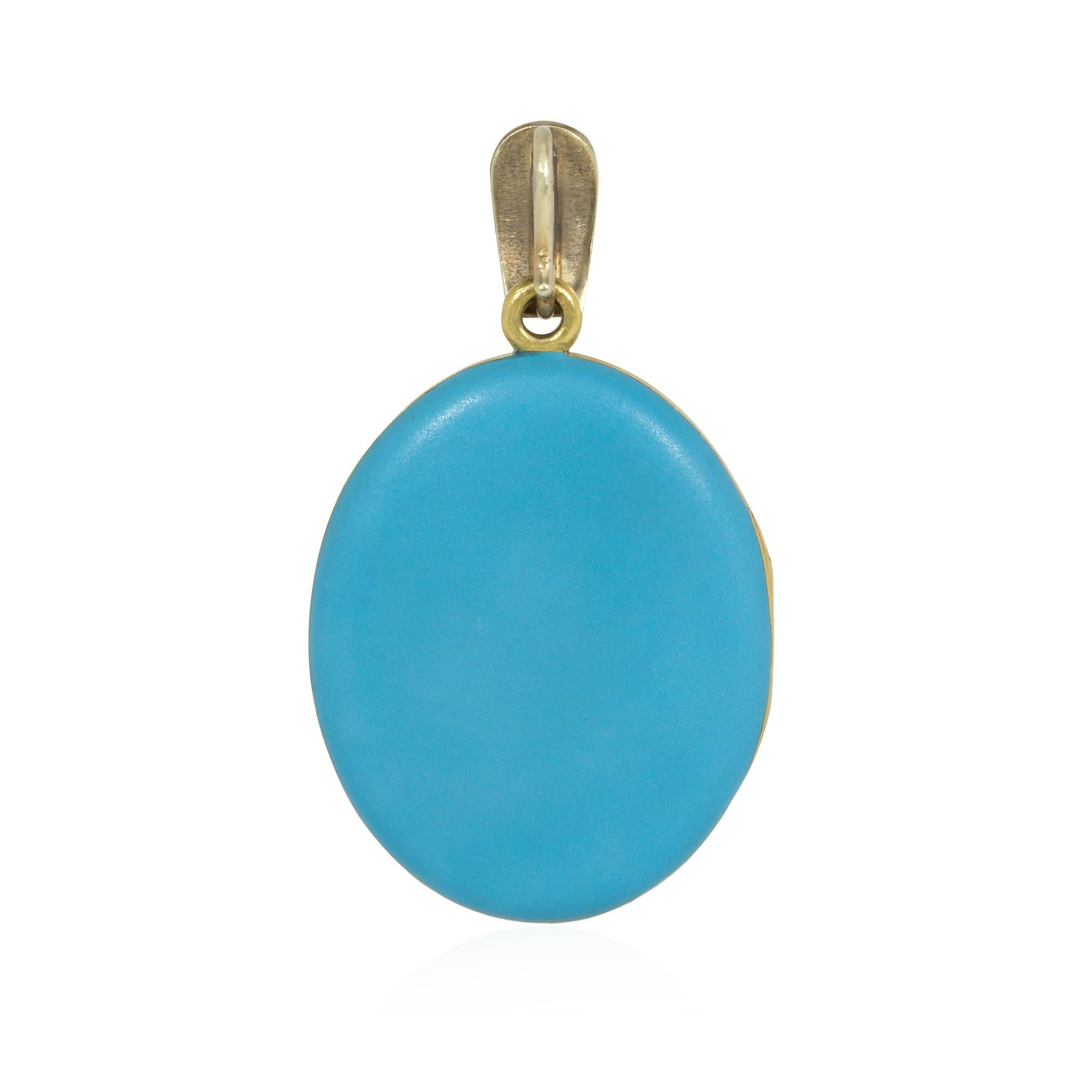 Pendentif médaillon en émail et diamant de l'époque victorienne, avec émail bleu turquoise sur le devant et le dos du médaillon ovale et sur l'anneau, centré sur un diamant ancien de taille européenne, en or 18k.  Diamant Atw 0.42 ct.  Dimensions :