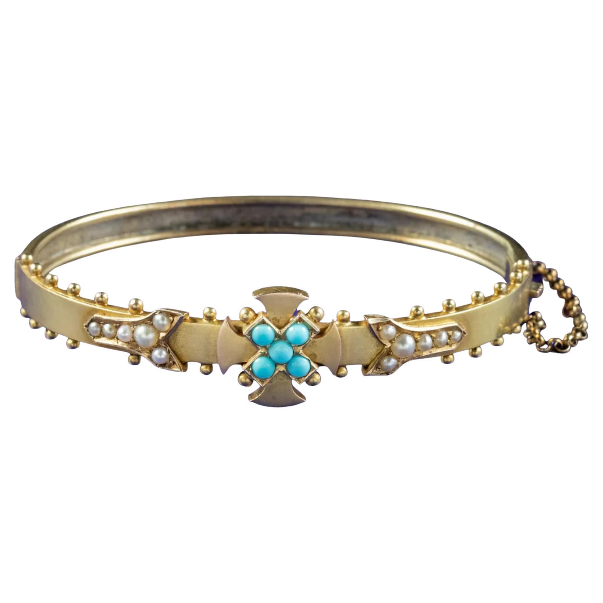 Antique Victorian Turquoise Celtic Cross Bangle in 15 Carat Gold, circa 1880 For Sale