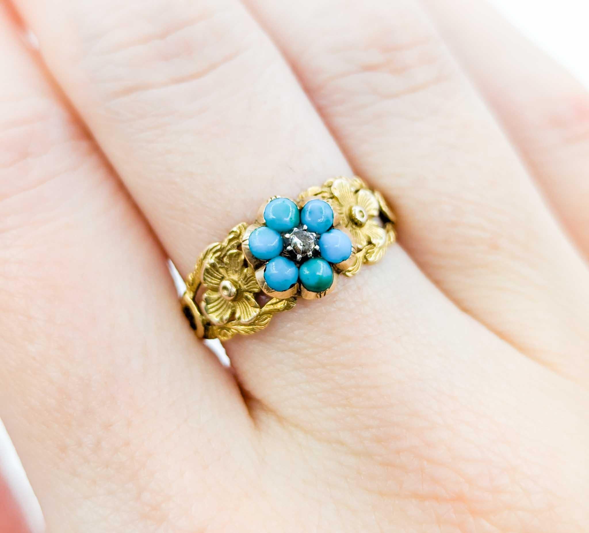 Antiker viktorianischer Türkis-Blumenring aus Gelbgold mit Diamant im Rosenschliff im Zustand „Gut“ in Bloomington, MN