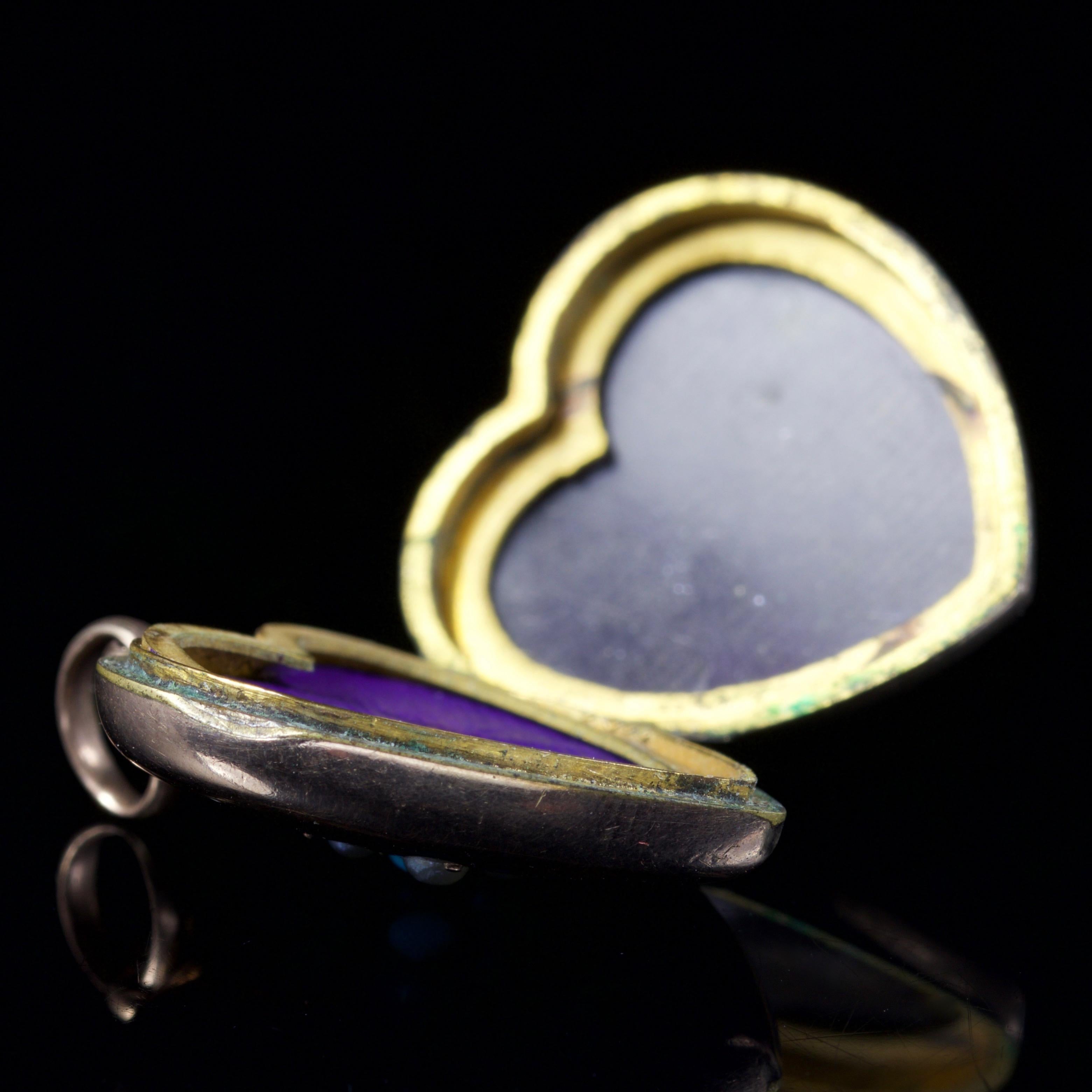 Antique Victorian Turquoise Pearl Heart Locket Gold, circa 1900 2