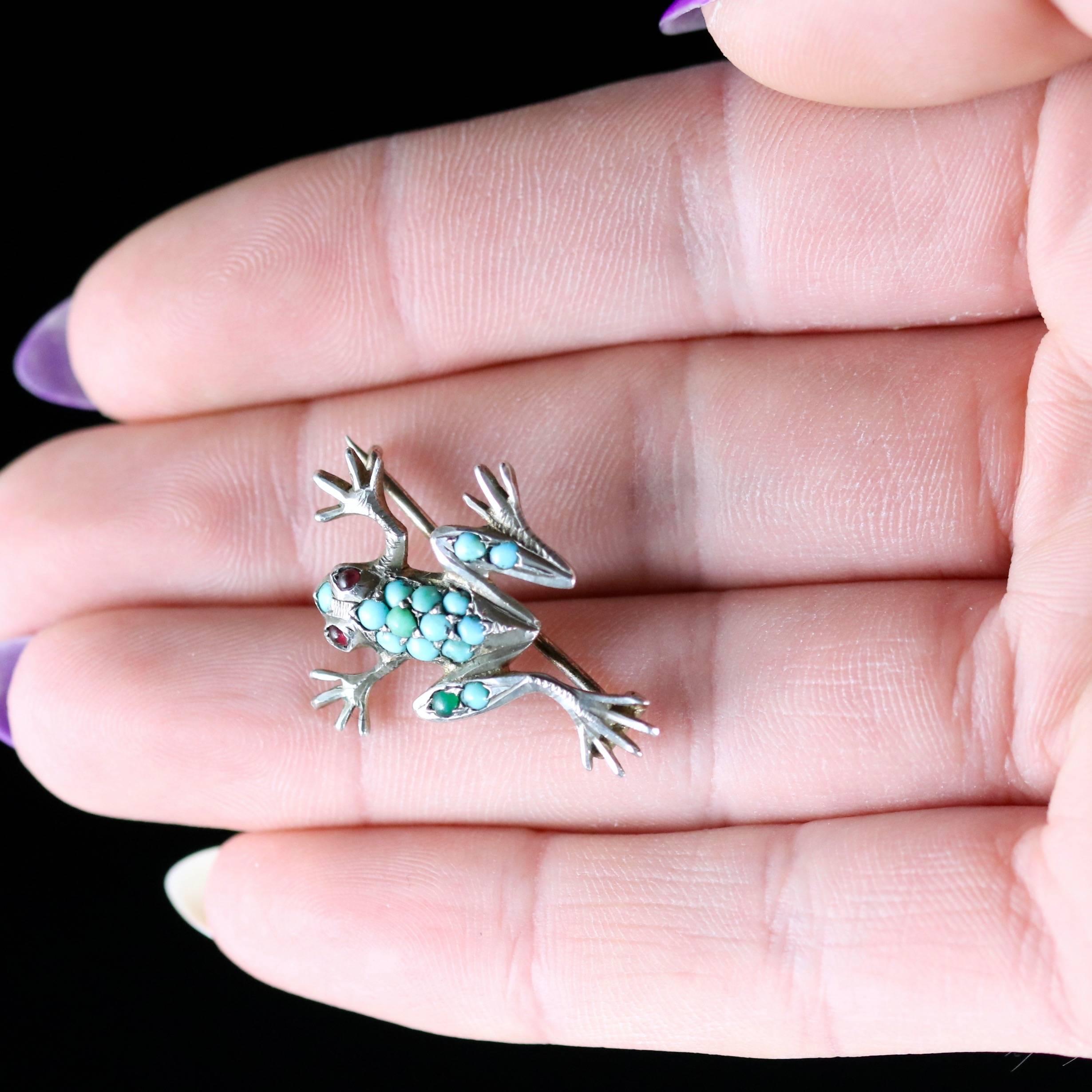 Antique Victorian Turquoise Silver Frog Brooch, circa 1900 6