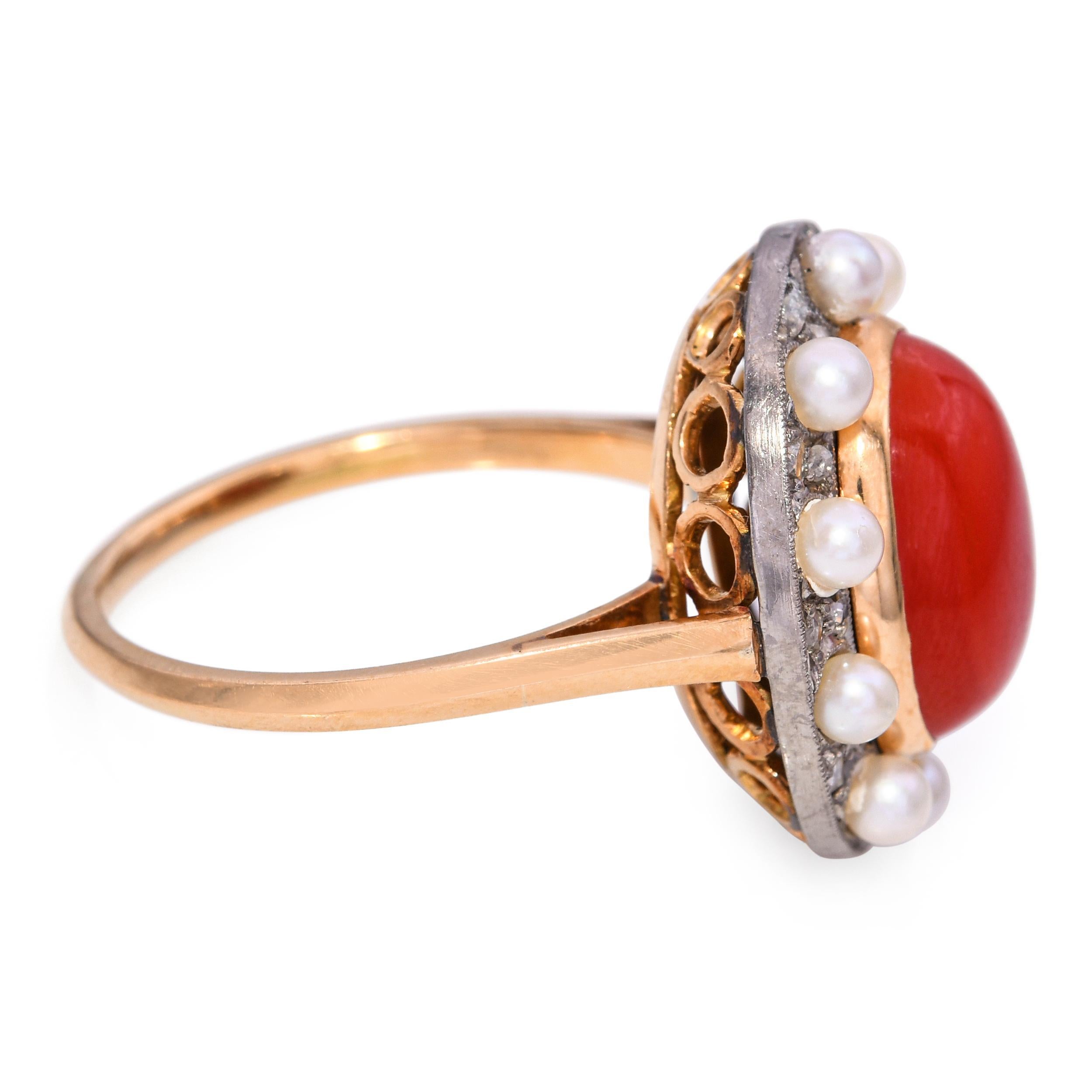 Anillo Victoriano Antiguo de Coral, Perlas y Diamantes talla Rosa en Dos Tonos en venta 1