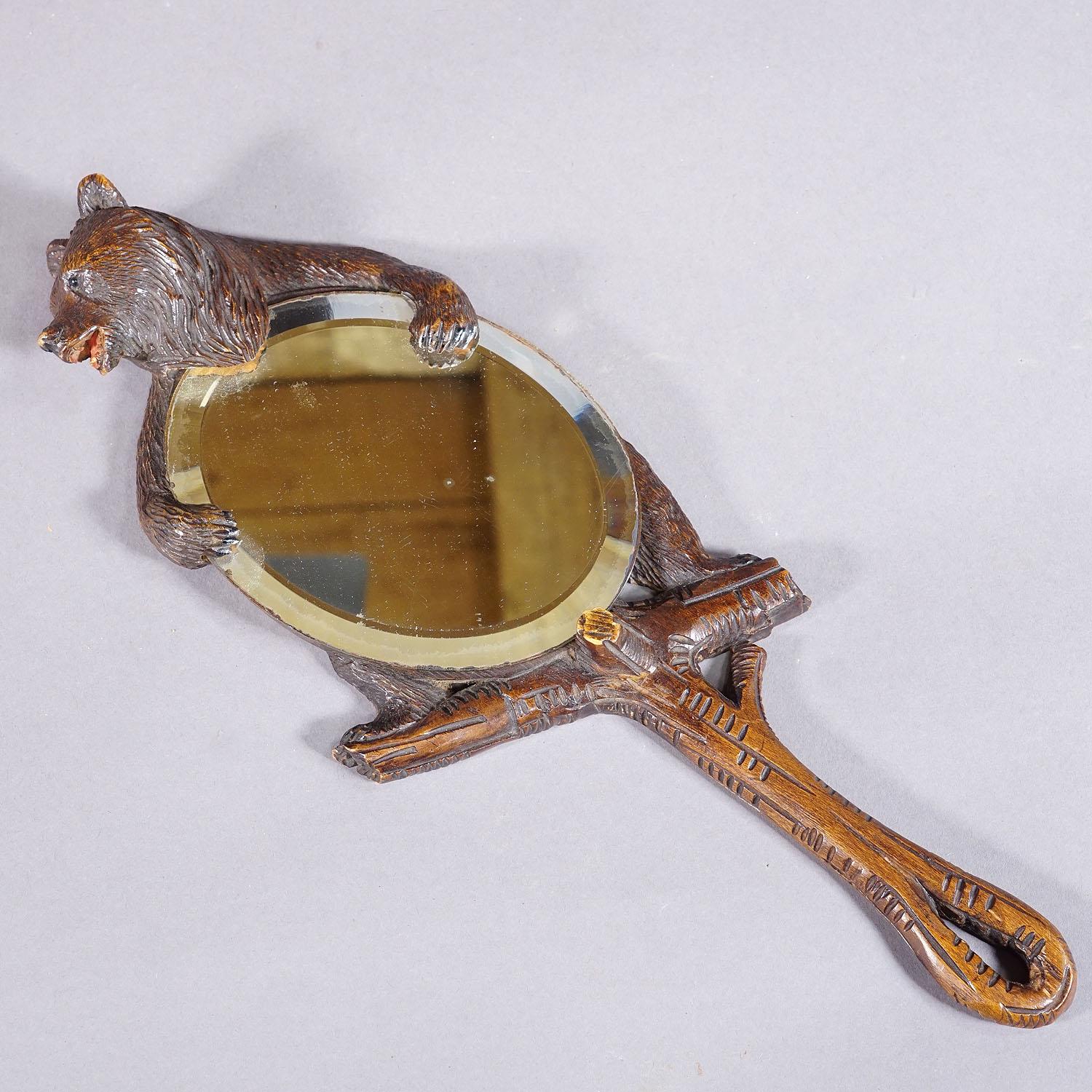 Bois Antique Victorian Vanity Mirror with Bear, Black Forest ca. 1900 en vente