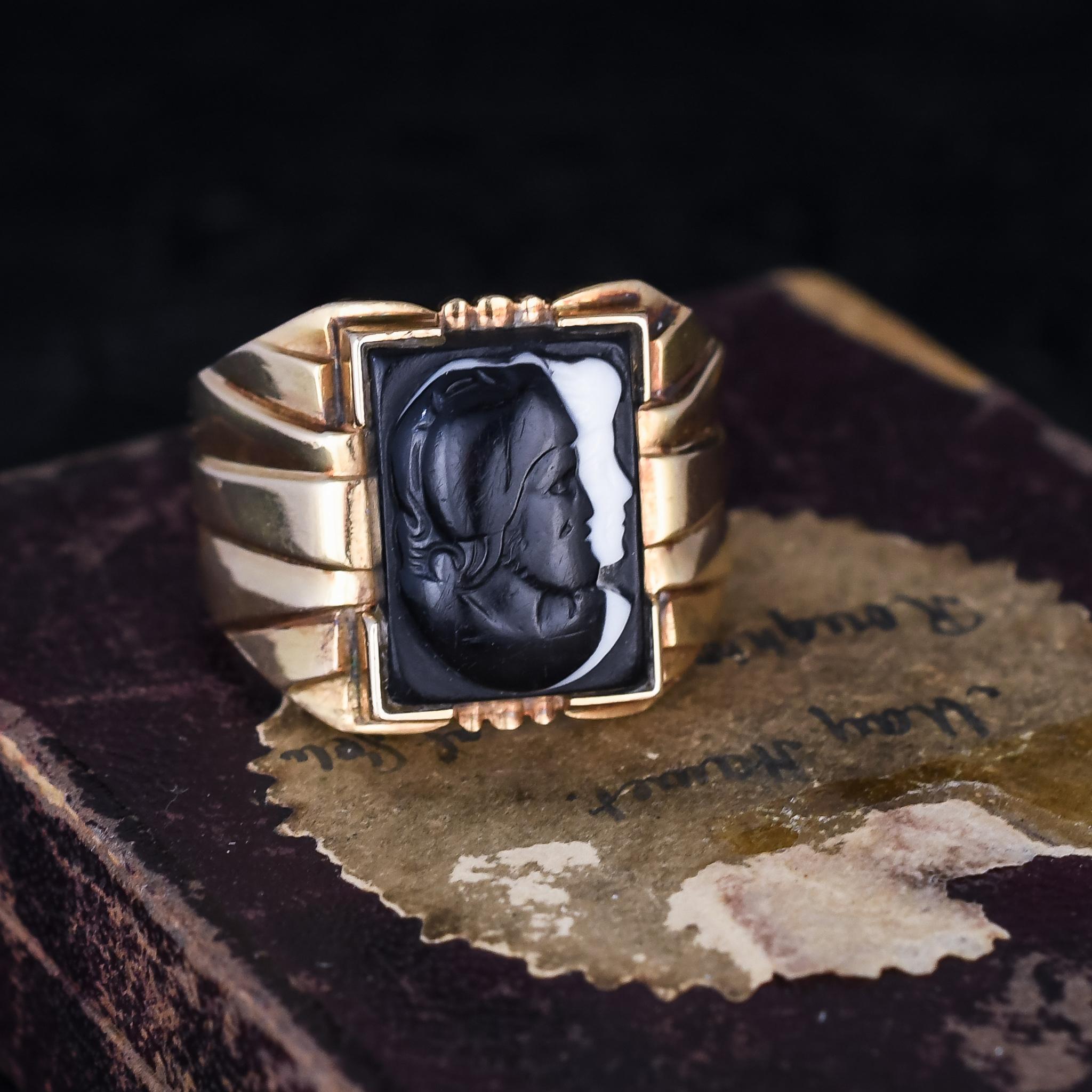 Cabochon Antique Victorian Venus Mars Onyx Cameo Signet Ring For Sale