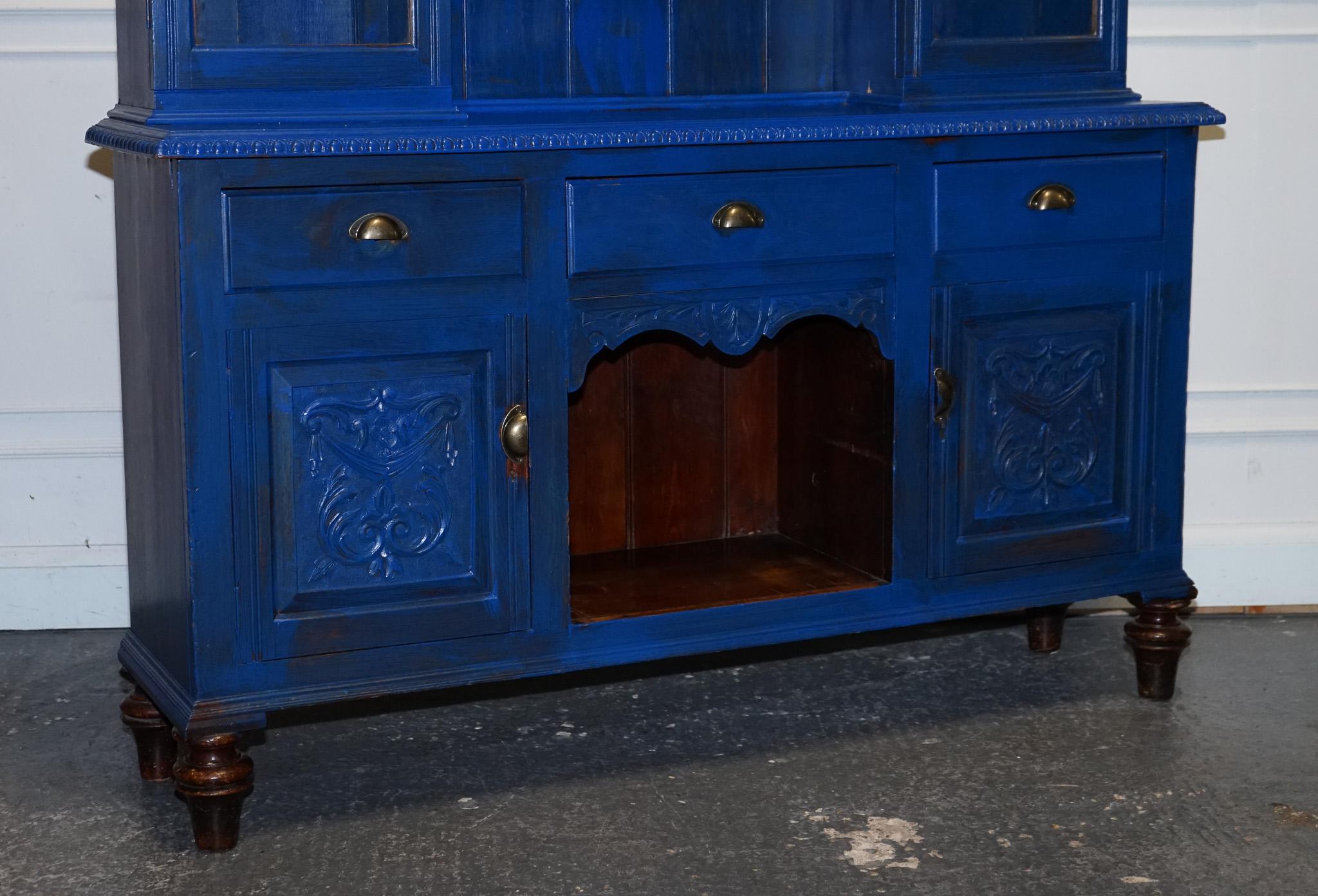 ANTIQUE VICTORIAN VIBRANT BLUE HAND PAINTED KITCHEN CUPBOARD CABiNET (Britisch) im Angebot
